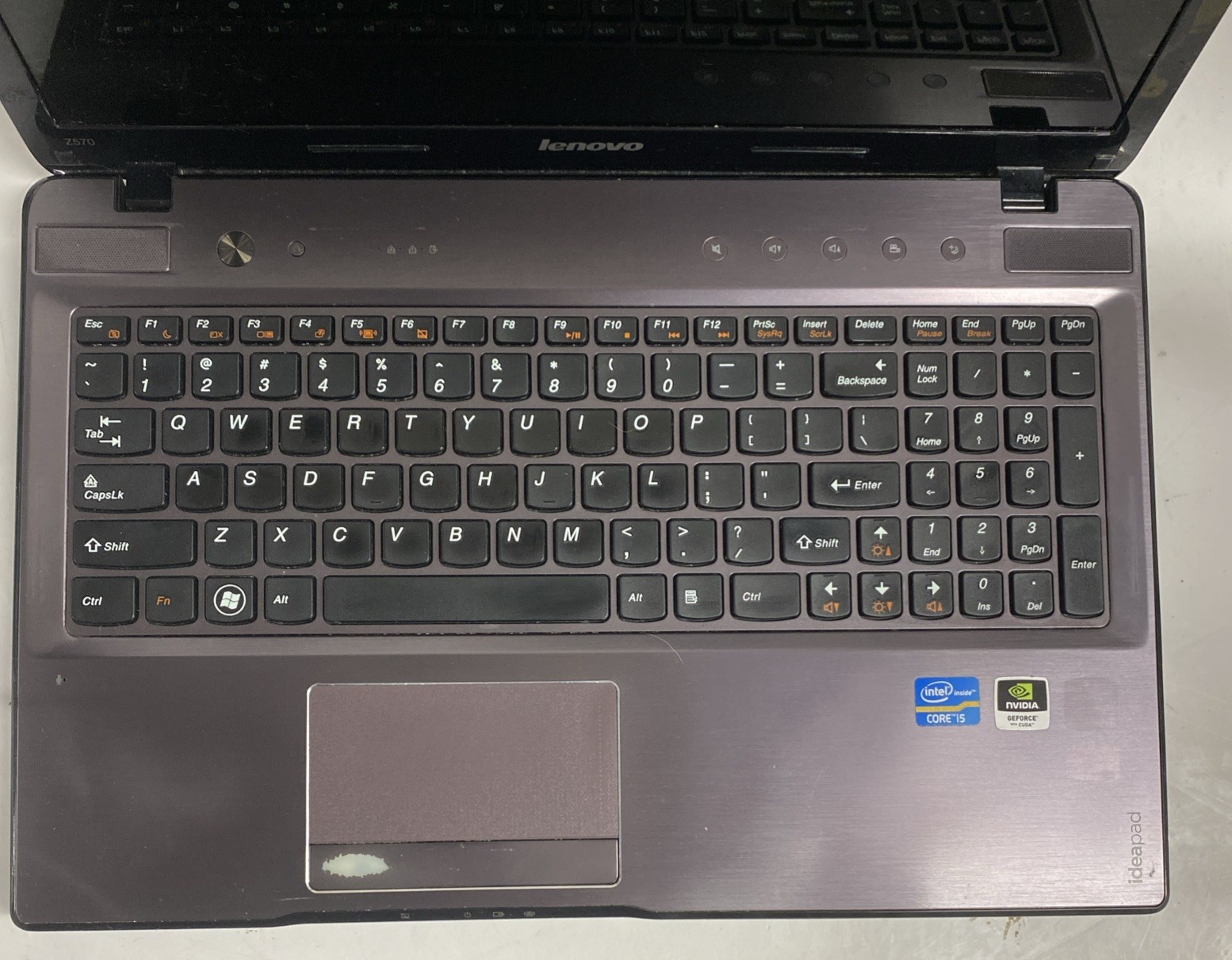 Lenovo IdeaPad Z570 Laptop Intel Core i5-2450M 6GB Ram Bad Battery Windows 10Pro