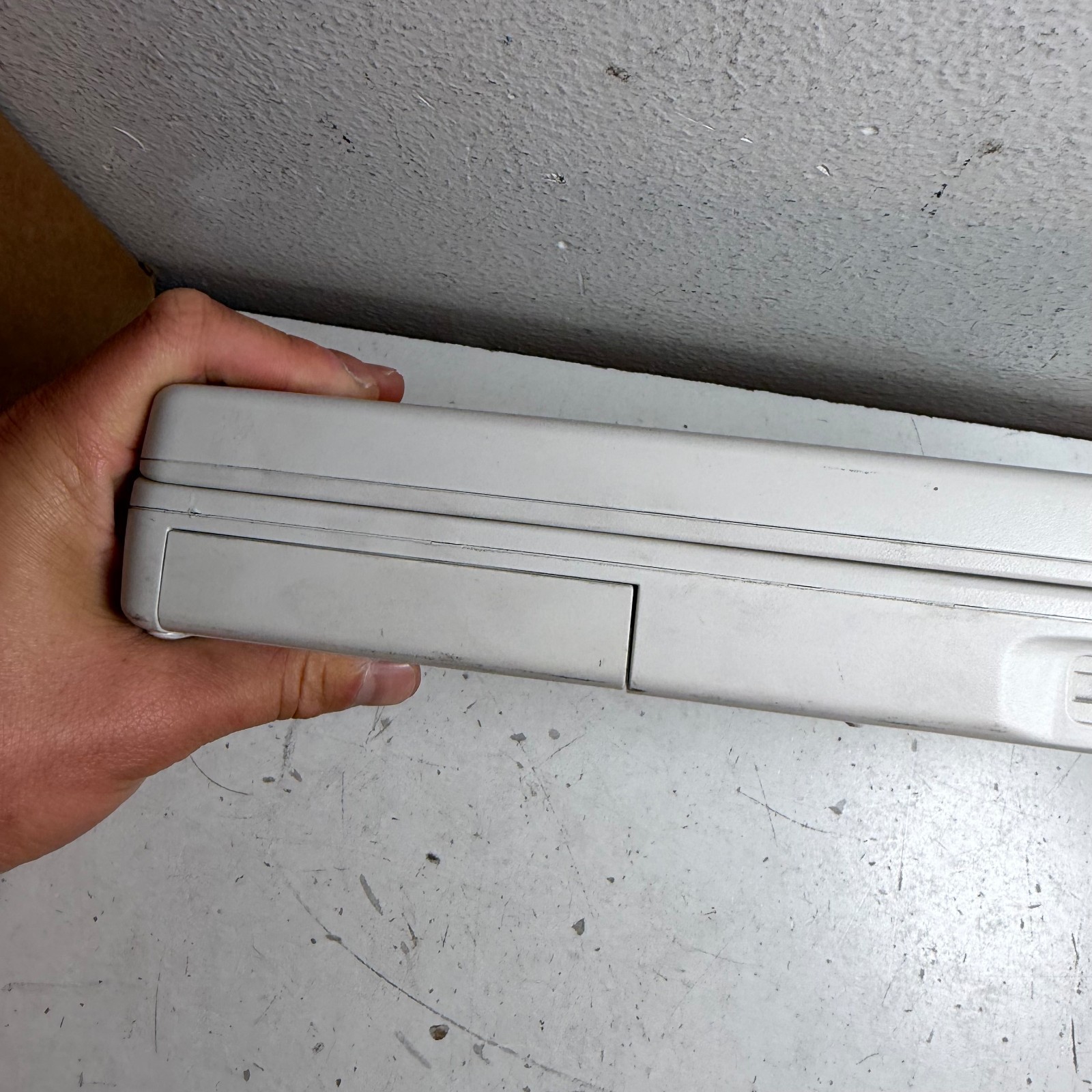 Vintage Toshiba Satellite T1910CS Gray 9.5″ LCD Portable Laptop – Untested