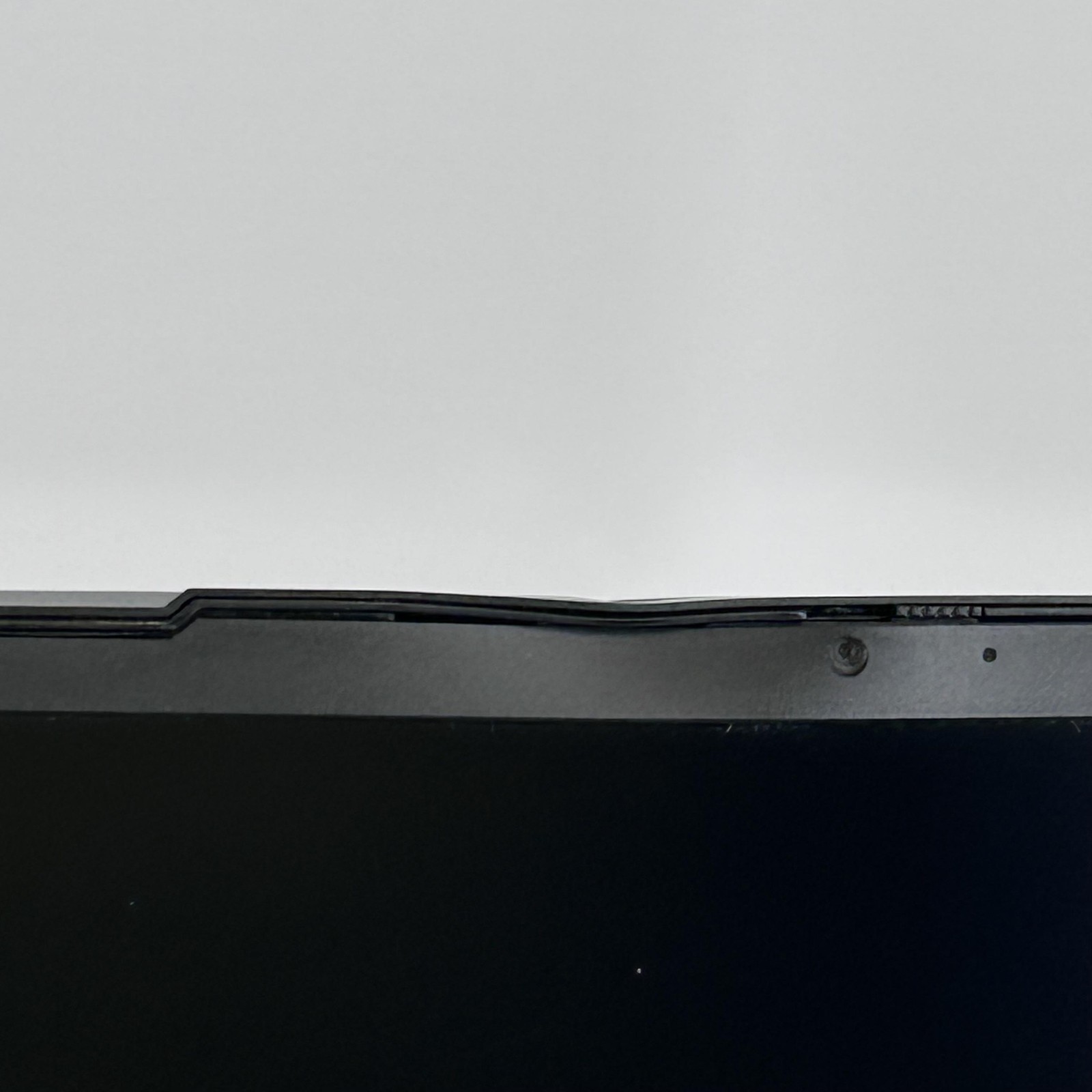 Lenovo Legion Slim 7 15.6 165Hz FHD 3.3 GHz Ryzen 9 5900HX 32GB 2TB SSD RTX 3060