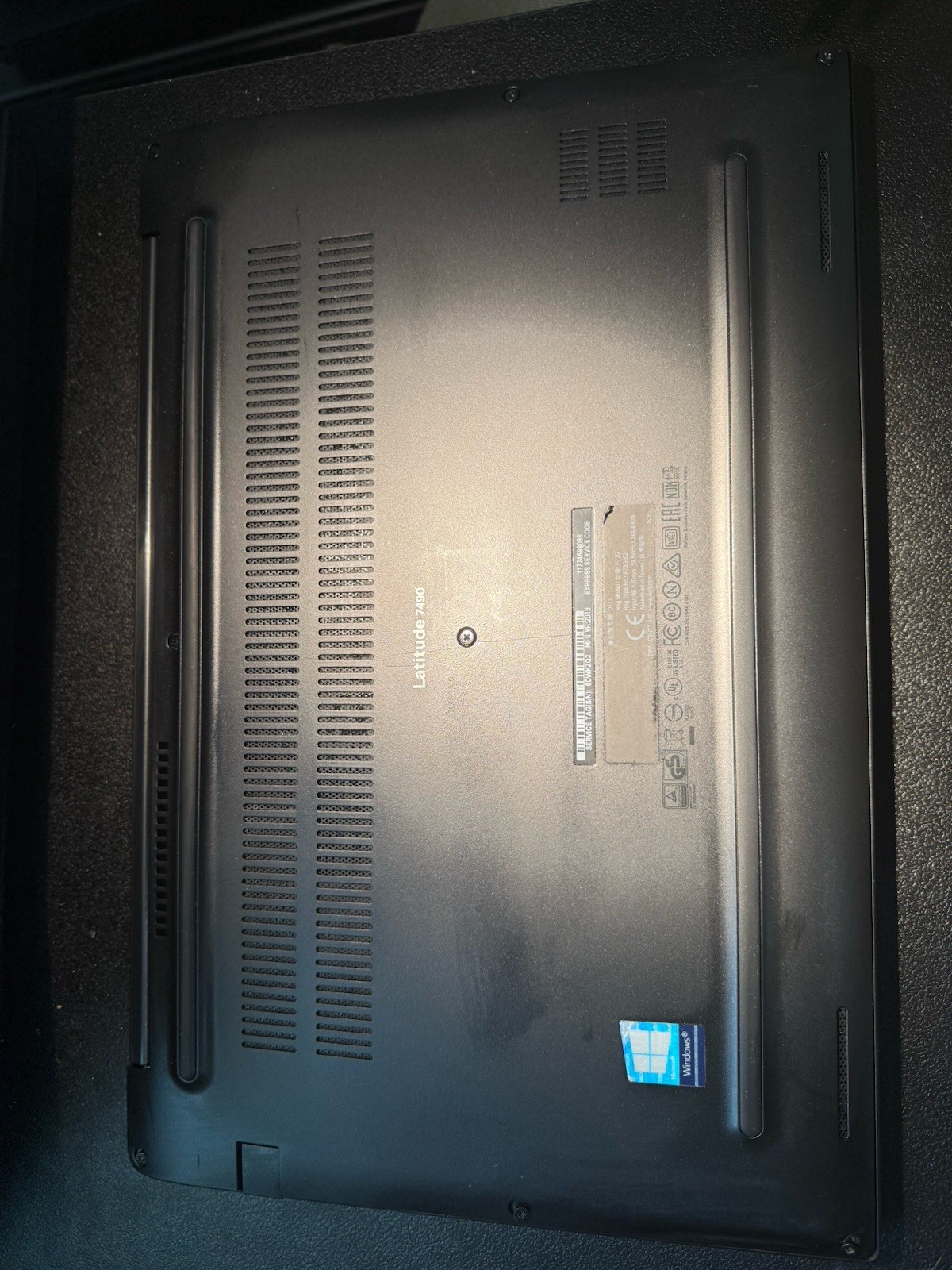 Dell Latitude 14″ Core i5 8th up 32GB & 2TB SSD + Win 11 + Office