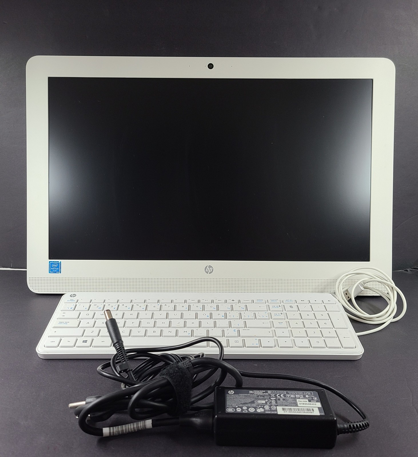 HP 22-b009 21.5″ All-In-One Desktop Pentium J3710 8GB RAM 1TB HDD missing Stand