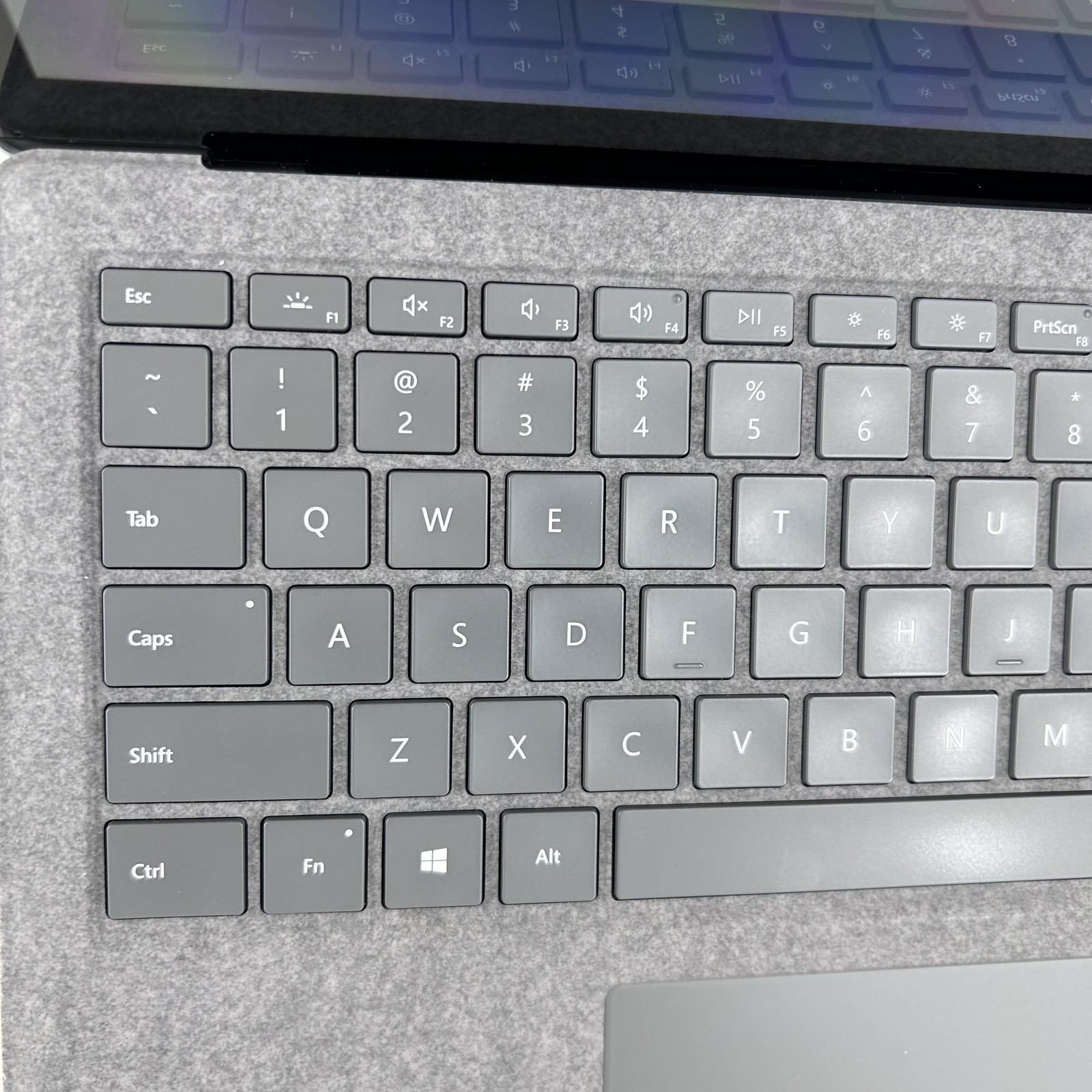 Microsoft Surface Laptop 3 13.5 2K TOUCH i7-1065G7 1.30GHz 16GB 512GB SSD Good