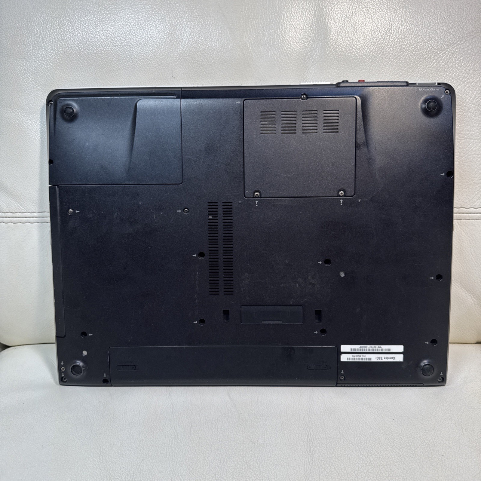 SONY VAIO T5500 1.66GHz Intel Core (TM)2 CPU 2.00 GB Of RAM WORKING SEE DETAILS