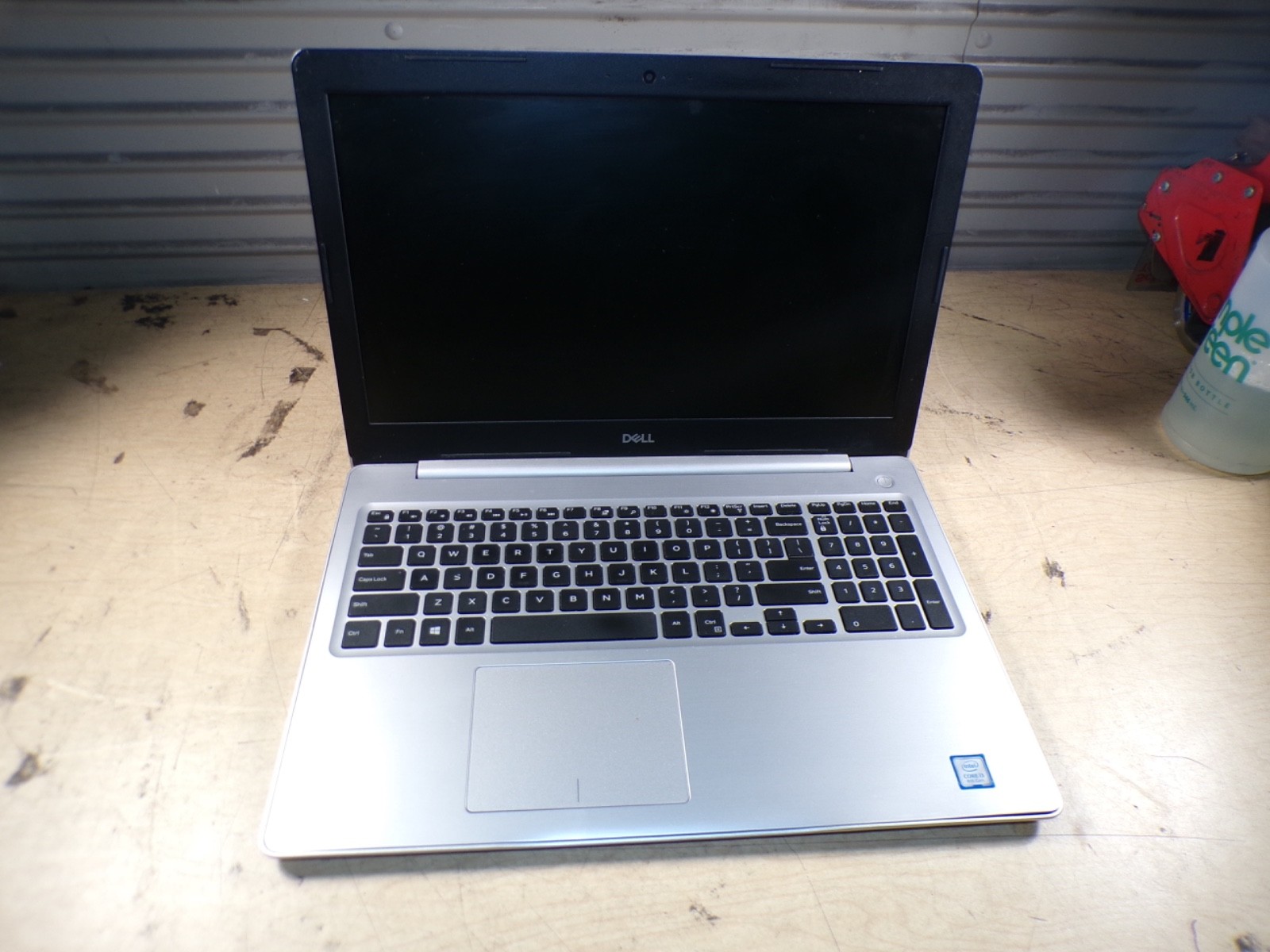 DELL INSPIRION P75F INTEL CORE I3-8130U 2.20GHZ 4GB RAM **NO HD/ NO CADDIE