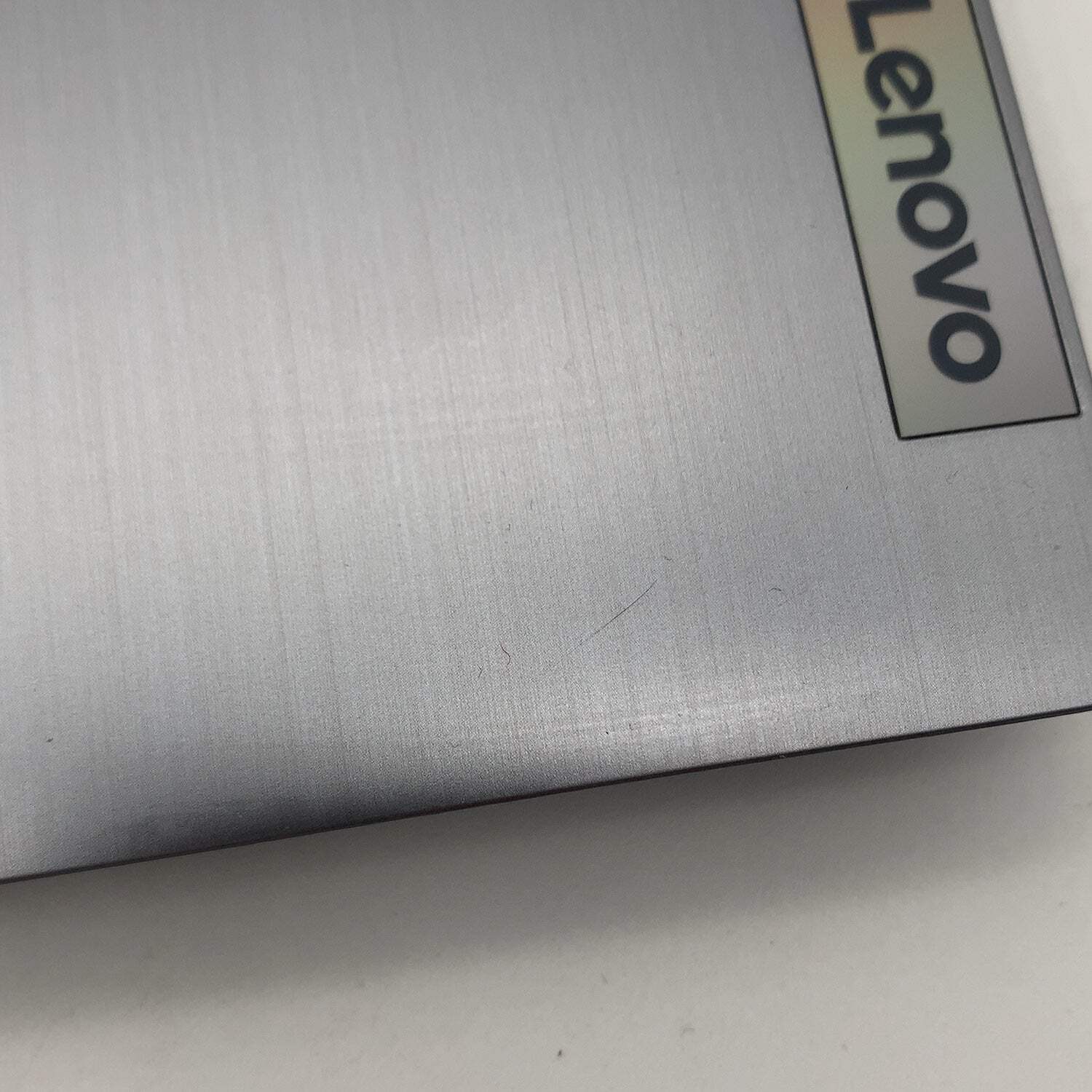 Lenovo IdeaPad 3 15ITL6 15.6″ i5-1135G7 2.4GHz 8GB RAM 256GB SSD