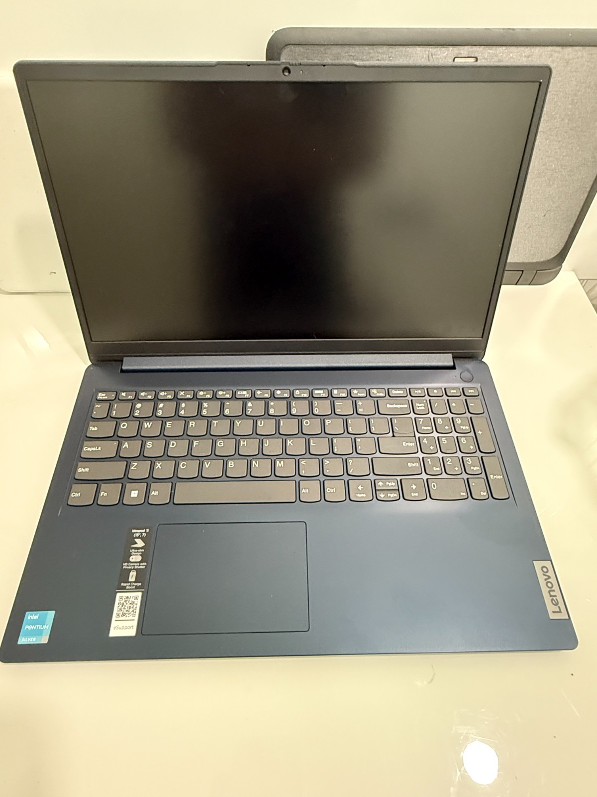 Bulk Tech Clearance Lot (3) Mixed PC Laptops Sold Strictly For Parts / Repair HP