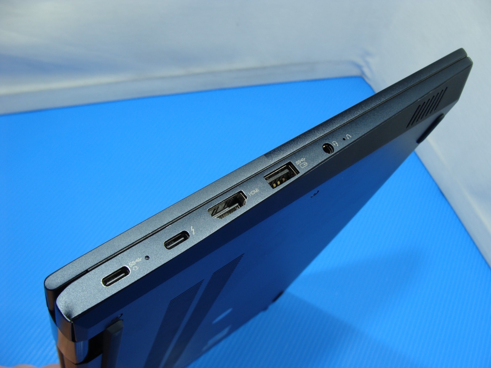 Lenovo ThinkBook 14s Yoga G2 IAP 14″FHD TOUCH Core i5-1235U 1.3GHz 16GB 512GB