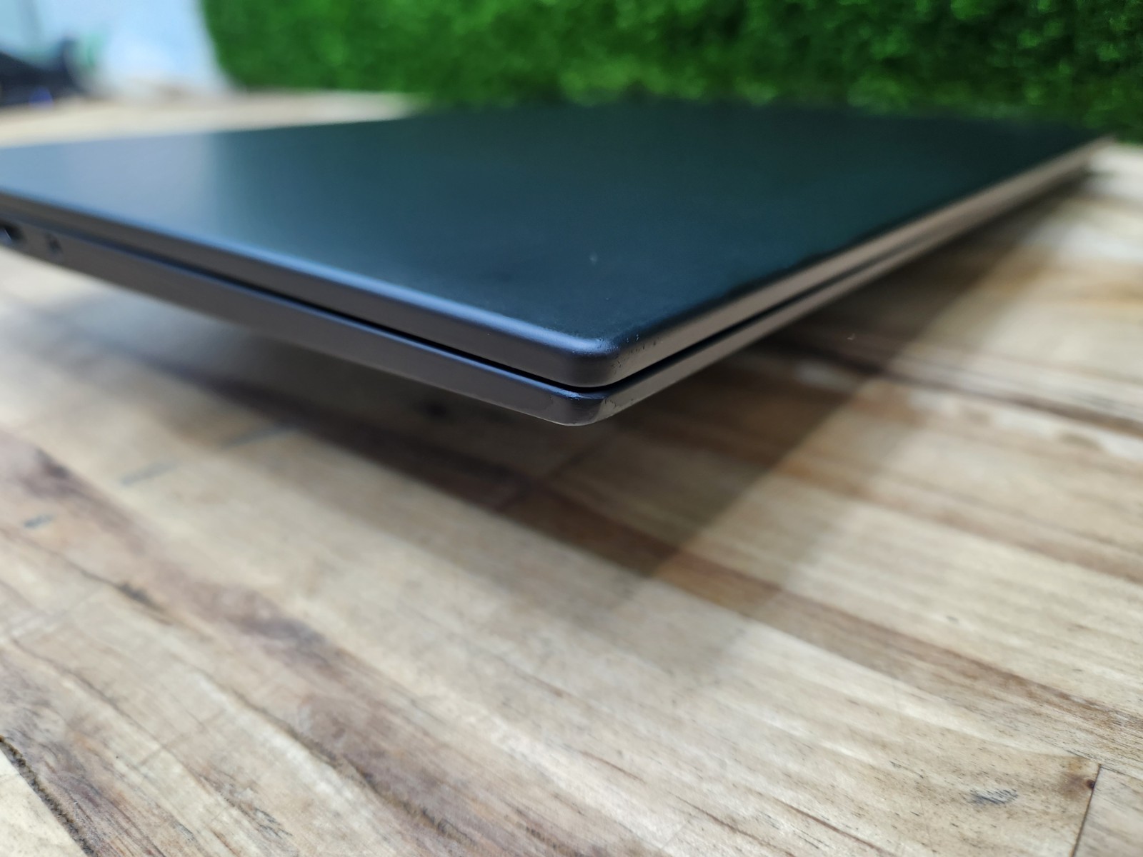 Lenovo ThinkPad P1 Gen 3 15.6″ FHD i7-10750H 2.6GHz 32GB 512GB SSD Quadro T1000~