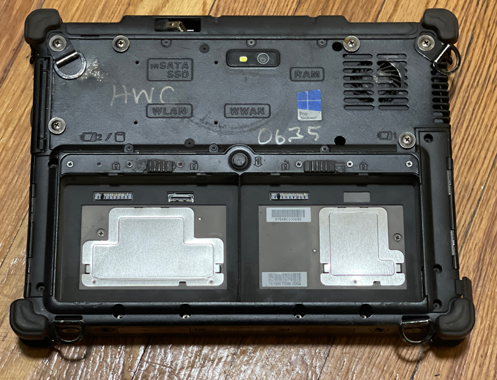 Mobile Demand xTablet T1200 Rugged Tablet i5-3337U 1.8GHZ/4GB/ 64GB SSD