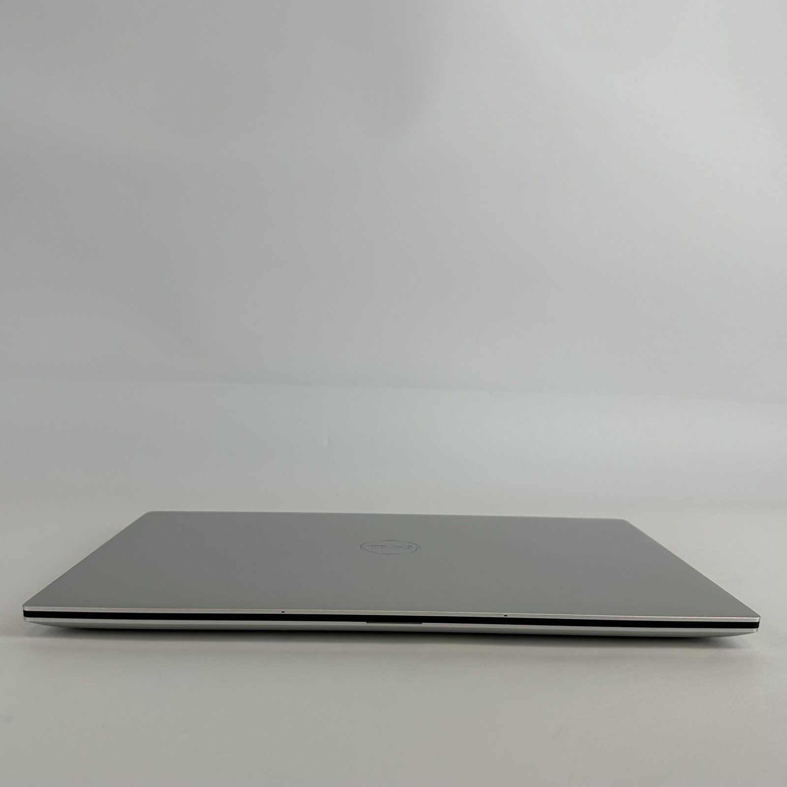 Dell XPS 15 9530 FHD+ 2.4 GHz i7-13620H 16GB 1TB SSD Intel Arc A370M Very Good