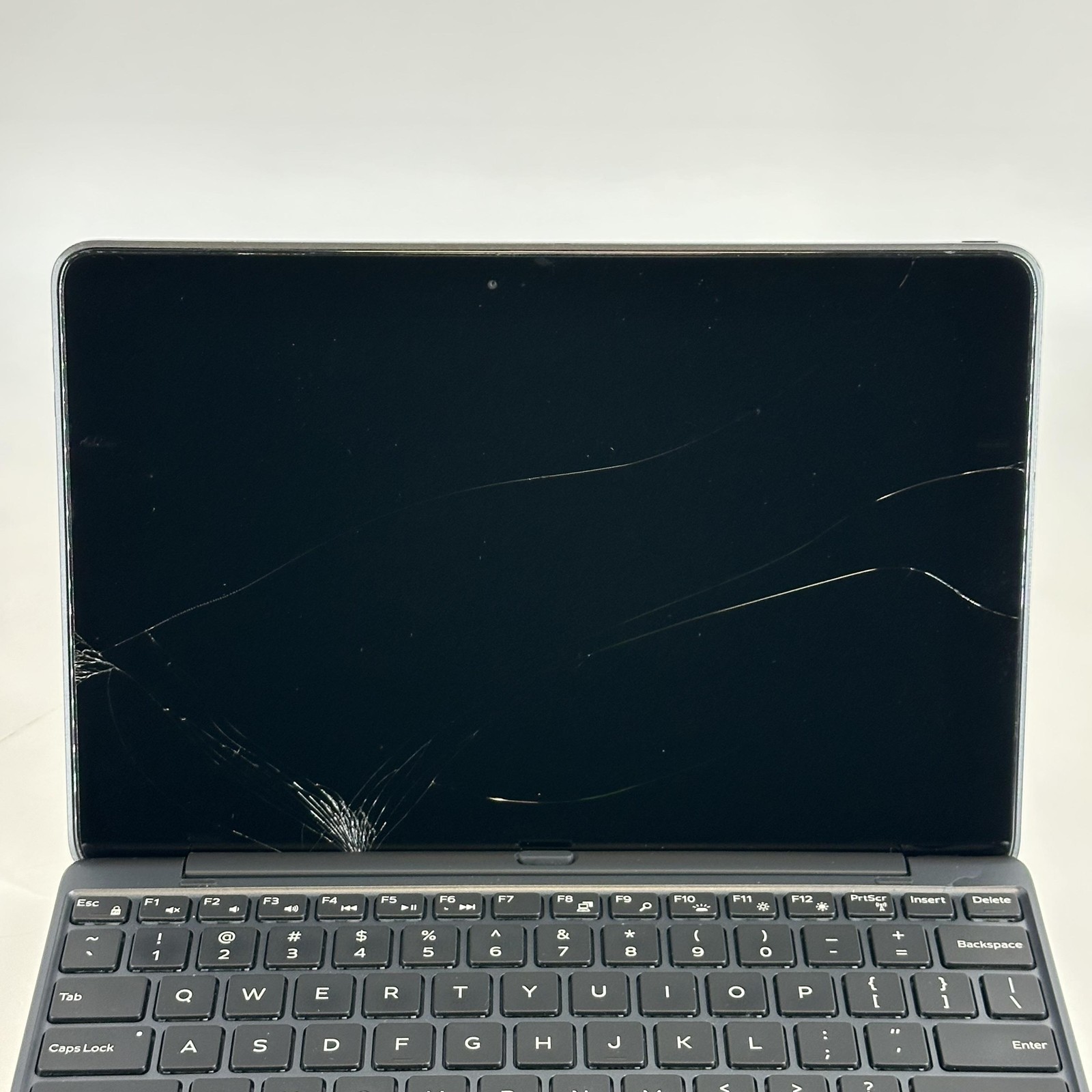 Dell Venue 10 Pro 5056 FHD+ TOUCH Atom x5-Z8500 1.44GHz 4GB 120GB SSD – READ