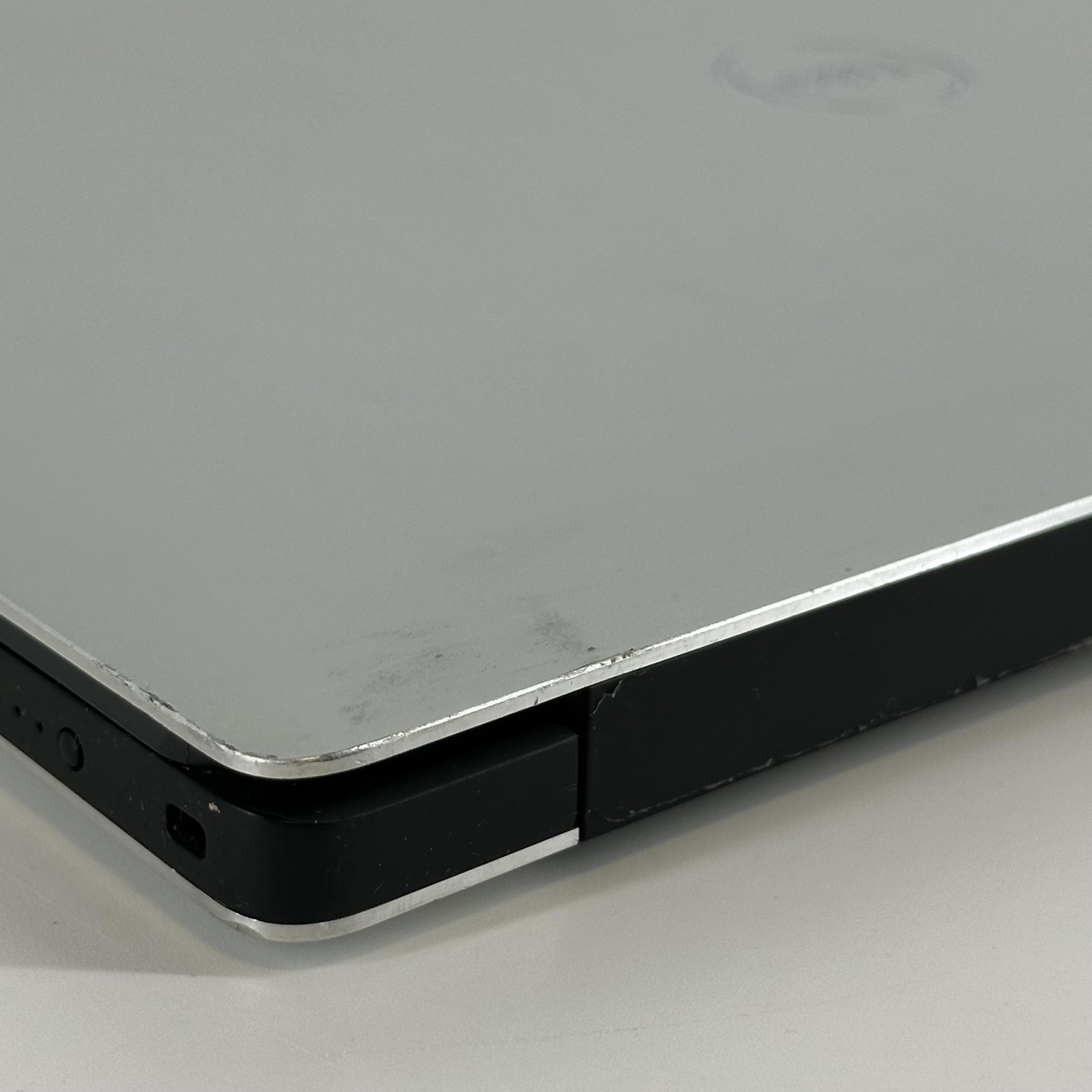 Dell XPS 15 9570 4K TOUCH i7-8750H 2.2GHz 32GB 1TB GTX 1050 Ti Max-Q Sticky Keys