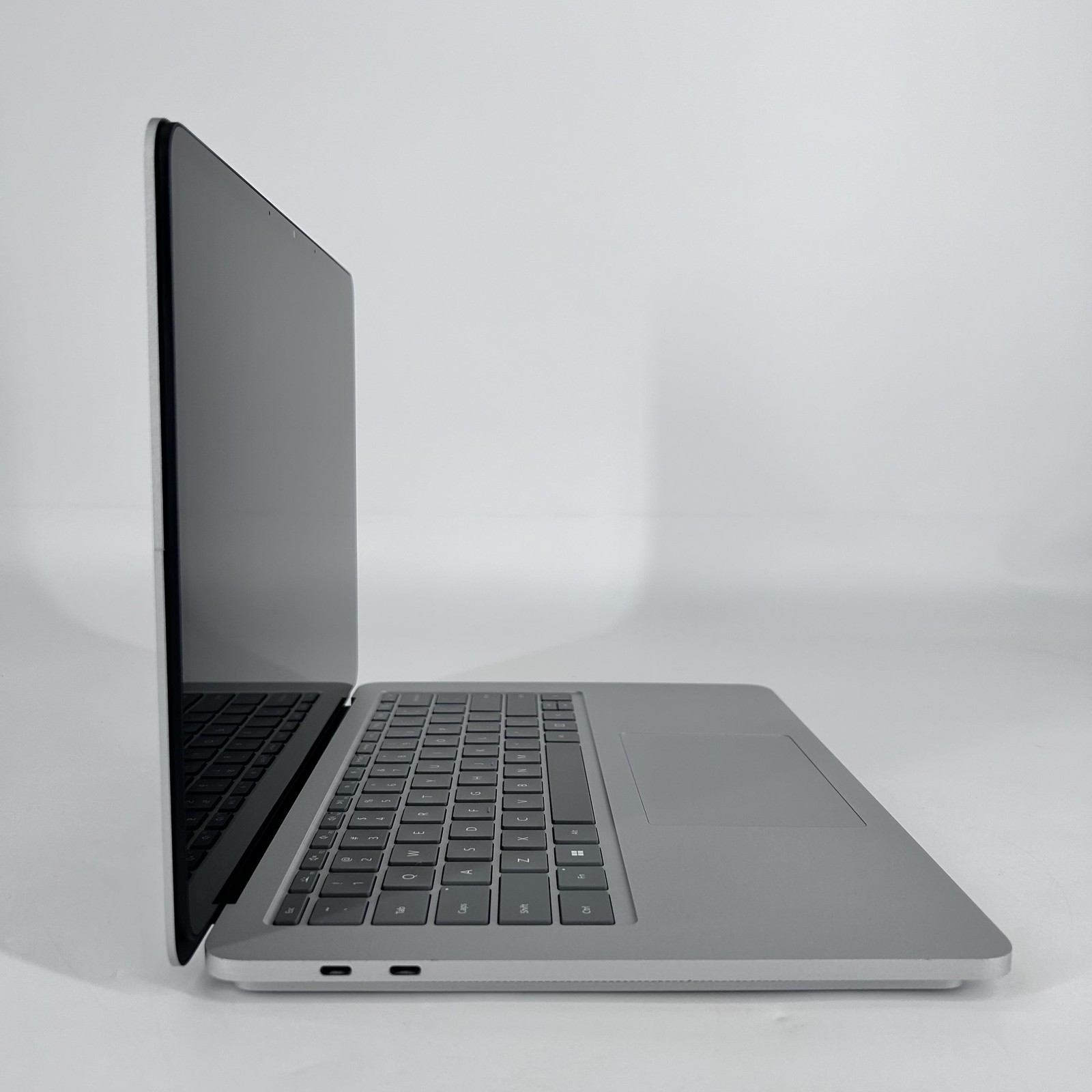 Microsoft Surface Laptop Studio 14.4 2K TOUCH i7-11370H 32GB 1TB SSD RTX 3050 Ti