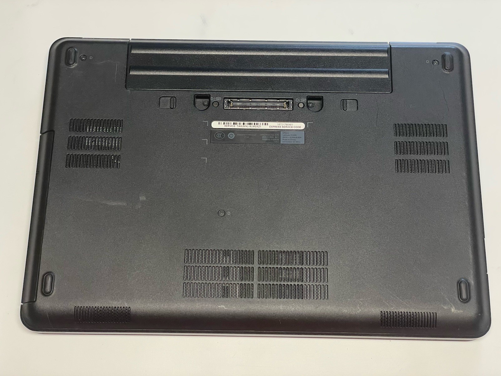 DELL LATITUDE E5440 Laptop w/ Intel Core i3-4010U 1.70 GHz + 4 GB No HD/OS/Cable