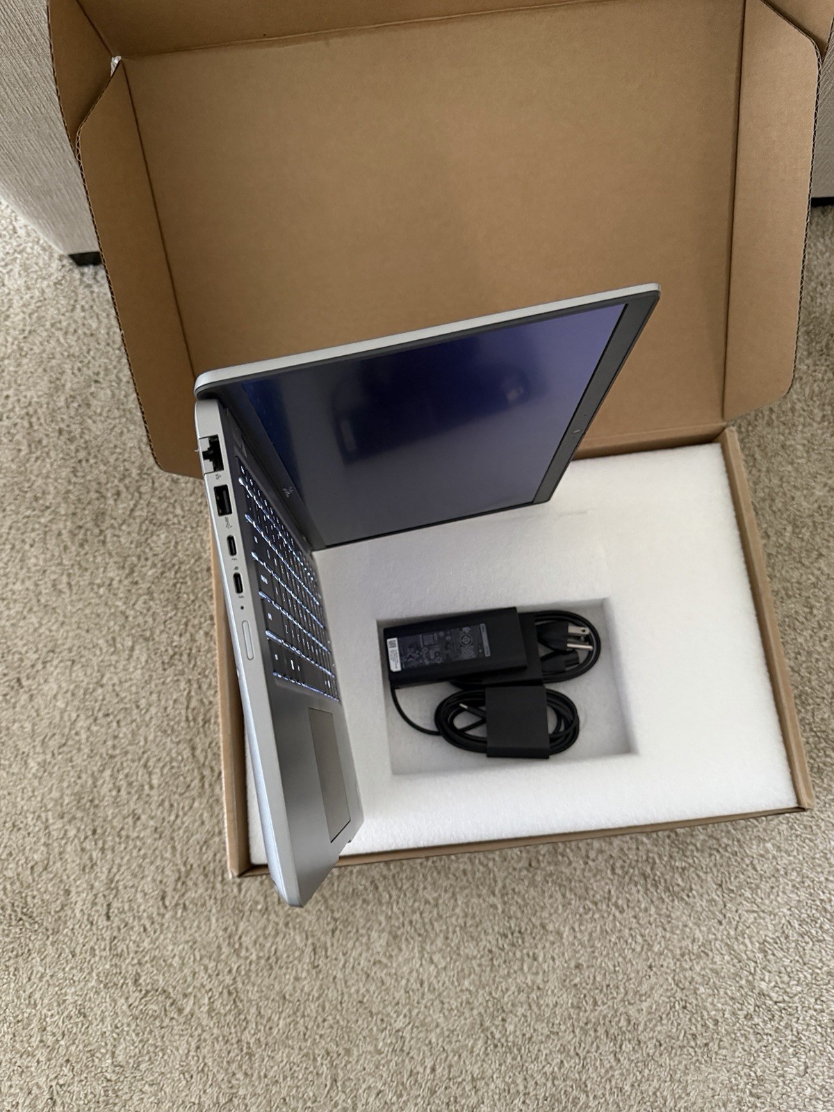 DELL LATITUDE 5450 ULTRA 5 512GB SSD 16GB RAM