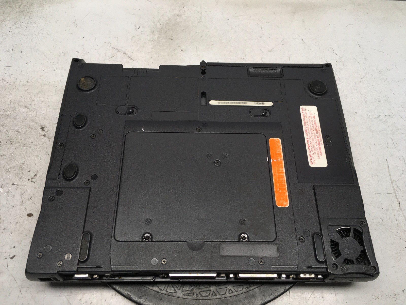 Dell Latitude C610 Intel Pentium III 1GHz 512 MB NO HDD