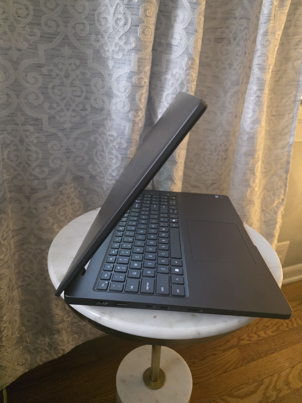 Dell Pro Max 16 MC16250 Ultra 7 265H 32GB 1TB 16″ intel arc pro 140t