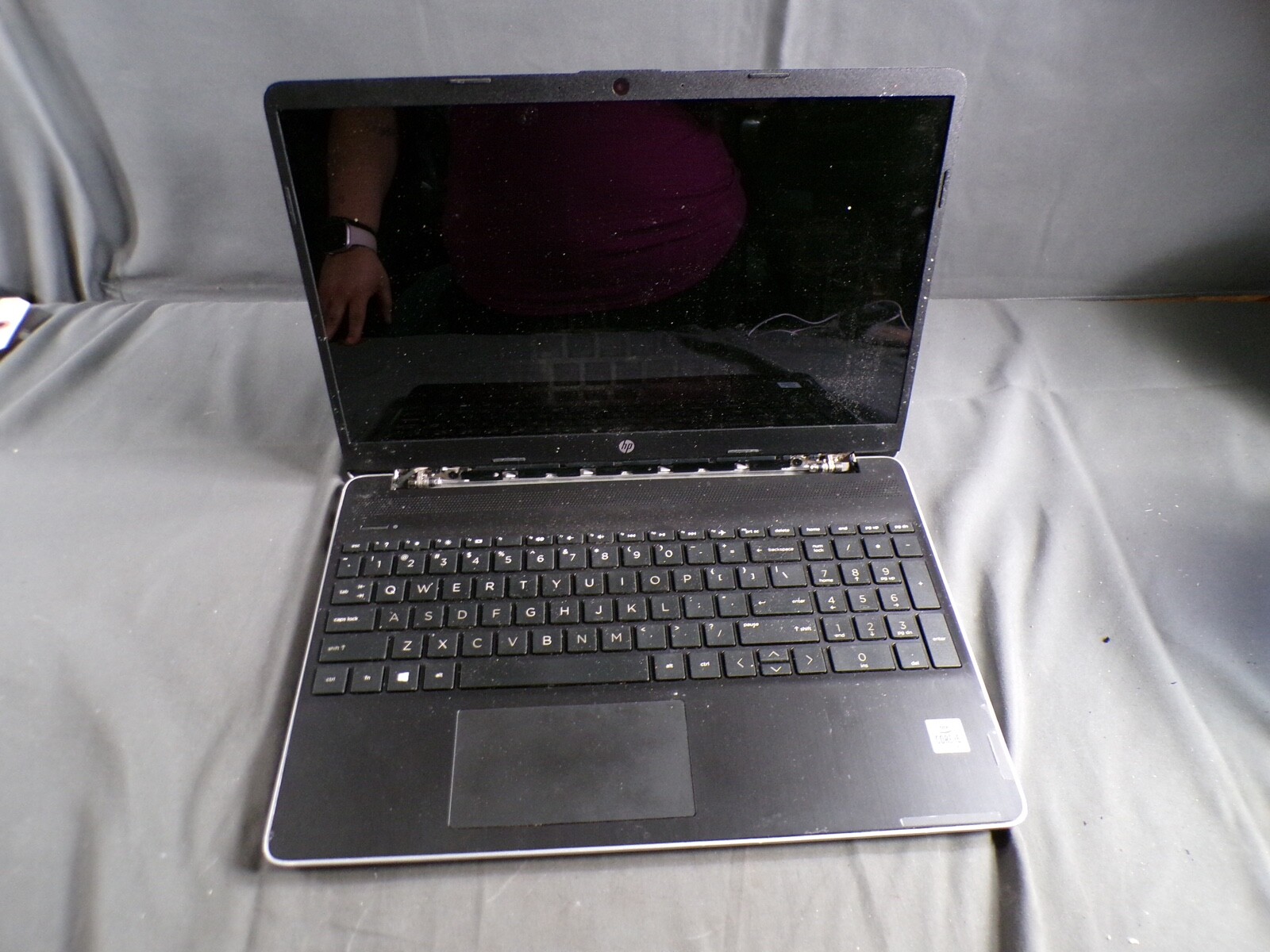 HP LAPTOP i5-DY1XXX INTEL CORE I5-1035G1 12GB RAM