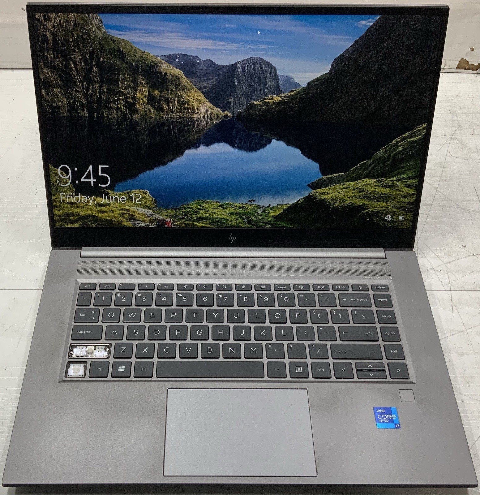 HP ZBook Studio 15 G8 FHD i7-11850H 2.50GHz – 32GB Ram, 512GB SSD, A2000, *READ*