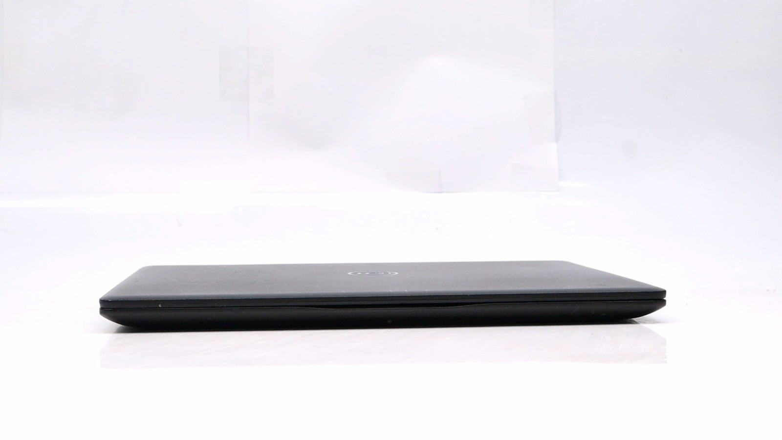 Dell Latitude 3490 14″ i5-7200u 8GB 128GB – Fair READ DESC