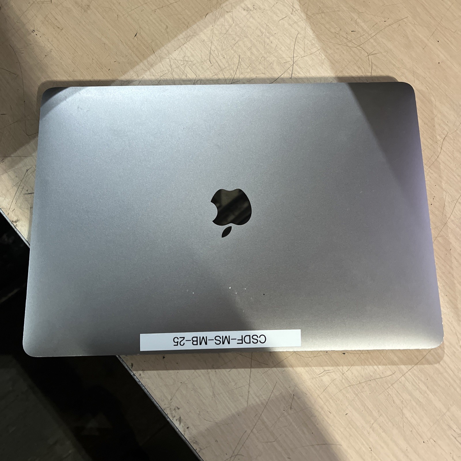 APPLE MACBOOK PRO 13″ MID-2017 CORE I5-7360U 2.3GHZ 8GB RAM NO HD ;