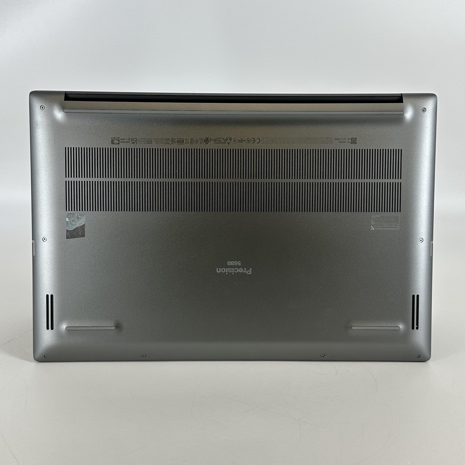 Dell Precision 5680 16 FHD+ 2.5 GHz i7-13800H 32GB 1TB SSD RTX 2000 Ada Good