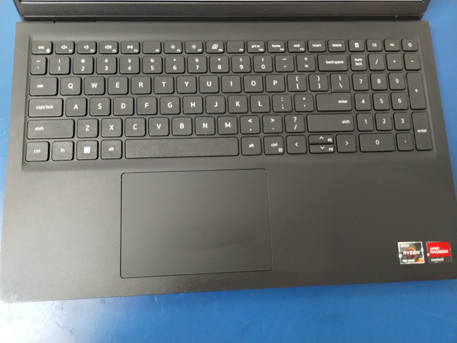 DELL 15 DC15255 G8MK9, AMD Ryzen 7 7730U, 16 GB RAM, 512 GB NVMe SSD
