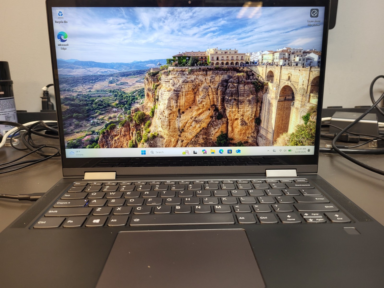 Lenovo Yoga C740-14IML Core i5-10210U 256GB NVMe 8GB RAM Win 11 Pro