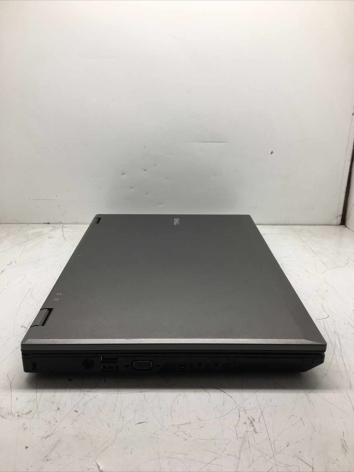 Dell Latitude E5410 Core i3 CPU M700 2.39GHz 4GB RAM. NO HDD. Boot to BIOS