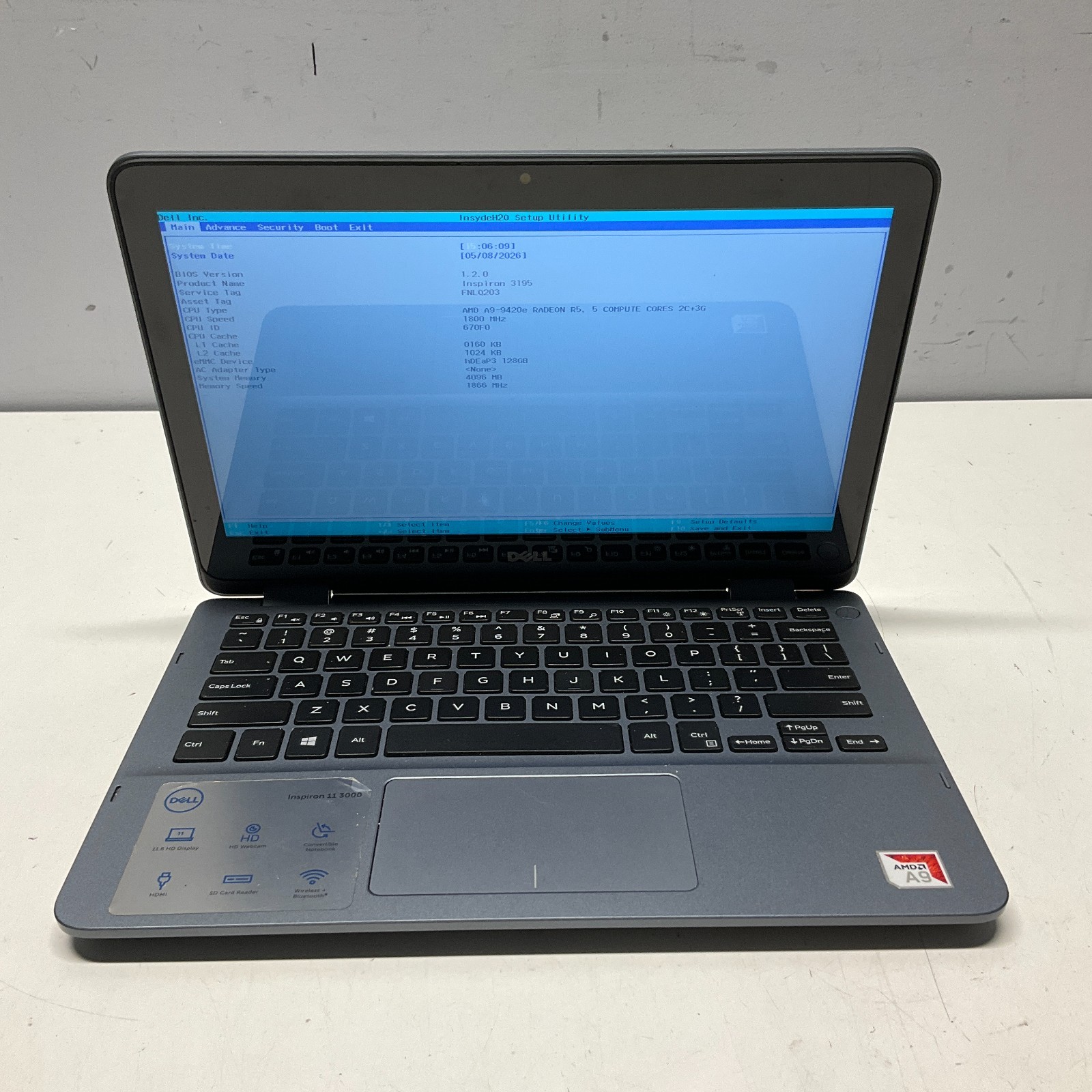 Dell Inspiron 3195 – 11.6″ Touch – AMD A9-9420e 4GB 128GB SSD NO OS Laptop