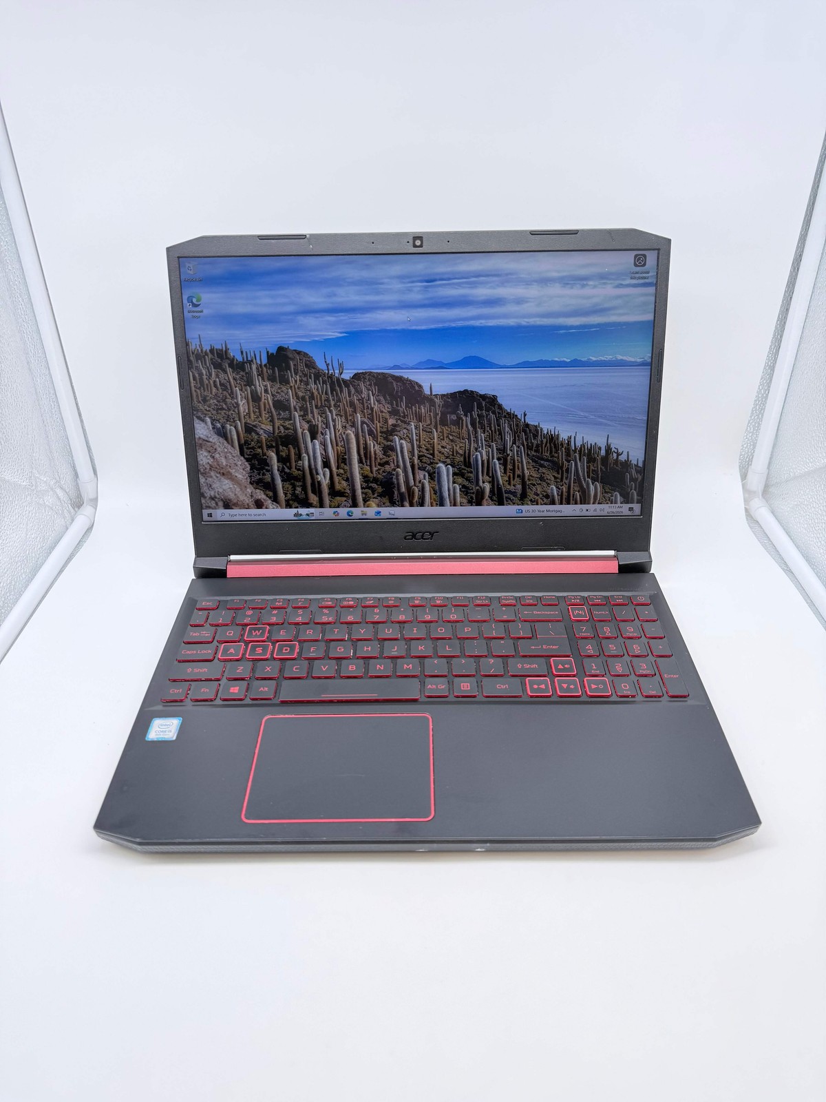 Acer Nitro 5 N18C3 14″ Core i5 8GB RAM 1TB HDD w/ Charger Loose Hinge