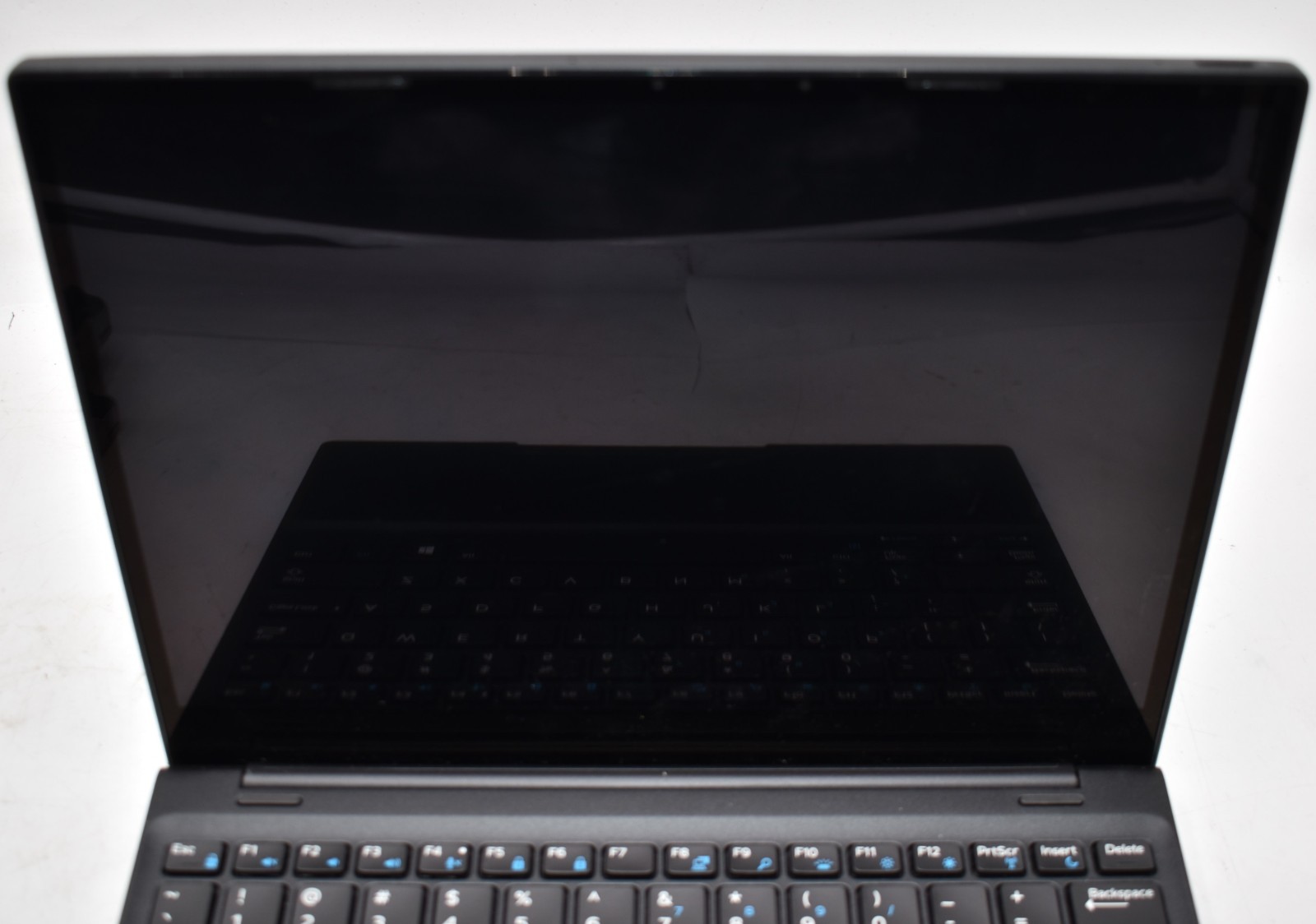 12.3″ Dell Latitude 7285 2-In-1 Touch i5-7Y54 @ 1.20GHz 8GB RAM 128GB SSD