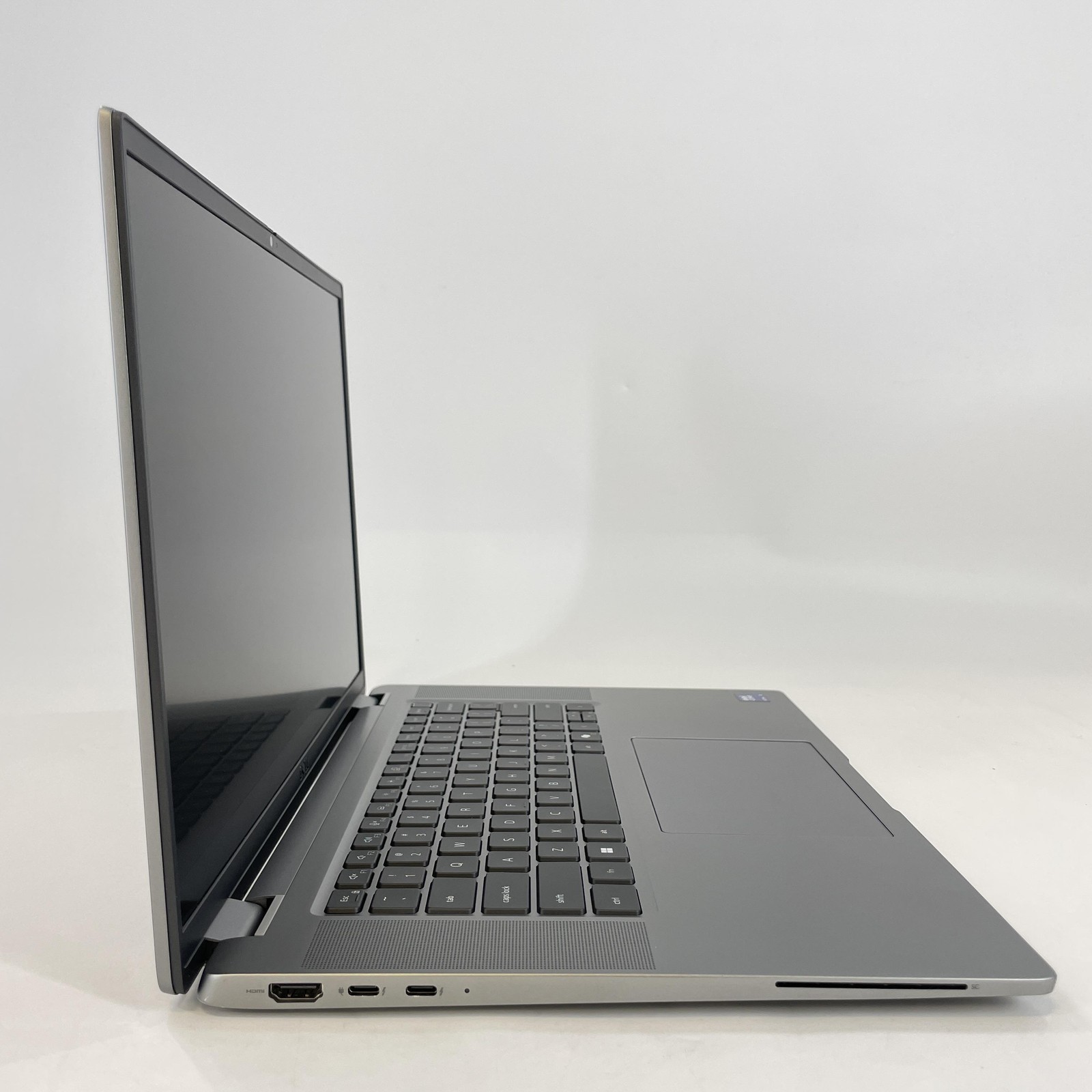 Dell Latitude 7650 16 Gray FHD+ 2.1 GHz Ultra 5 135U 16GB 256GB SSD Very Good