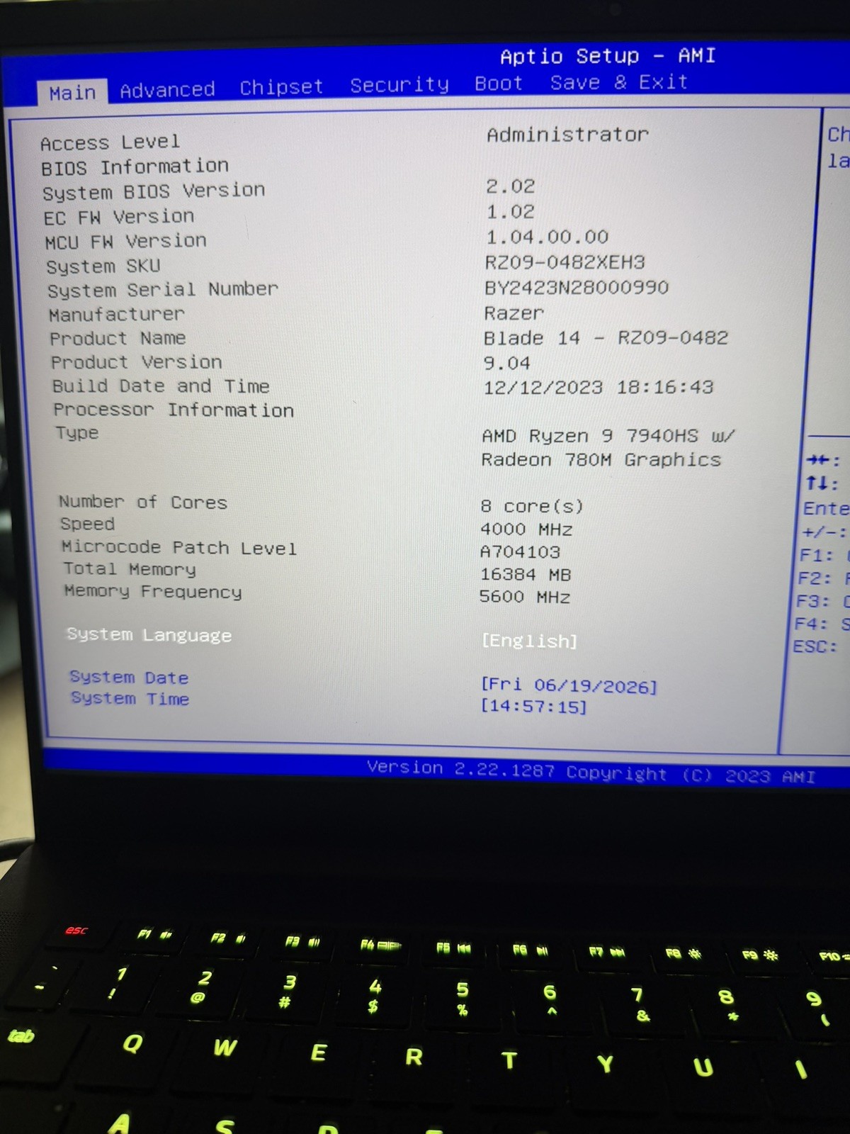 2023 Razer Blade 14 RZ09-0482 Ryzen 9 7940HS Radeon RTX 4070 16GB 1TB QHD+ 240Hz