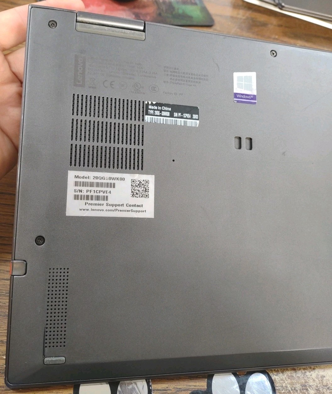 Lenovo ThinkPad X1 Yoga 4th Gen 14″ W/16GB, 256GB, i7-8665U, Touch, Stylus.