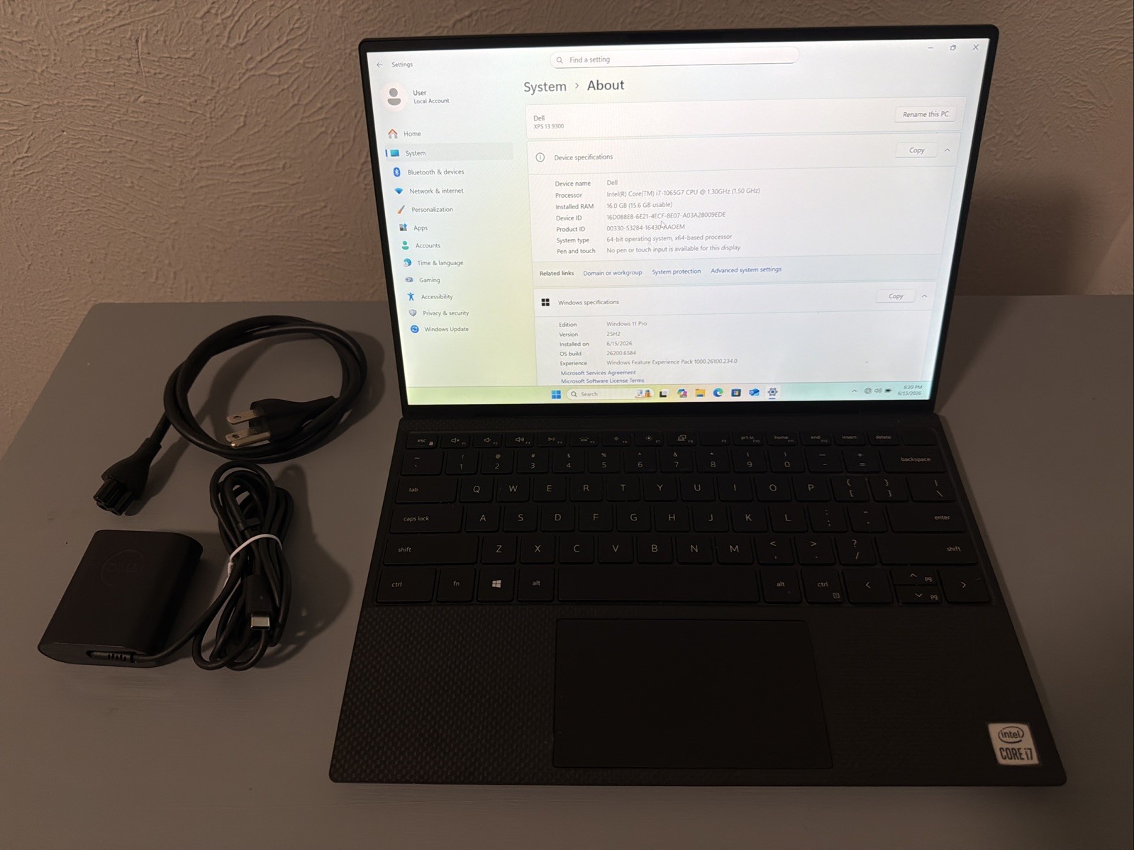 Dell XPS 13 9300 Intel i7-1065G7 1.5GHz 16GB 1TB SSD Windows 11 Pro
