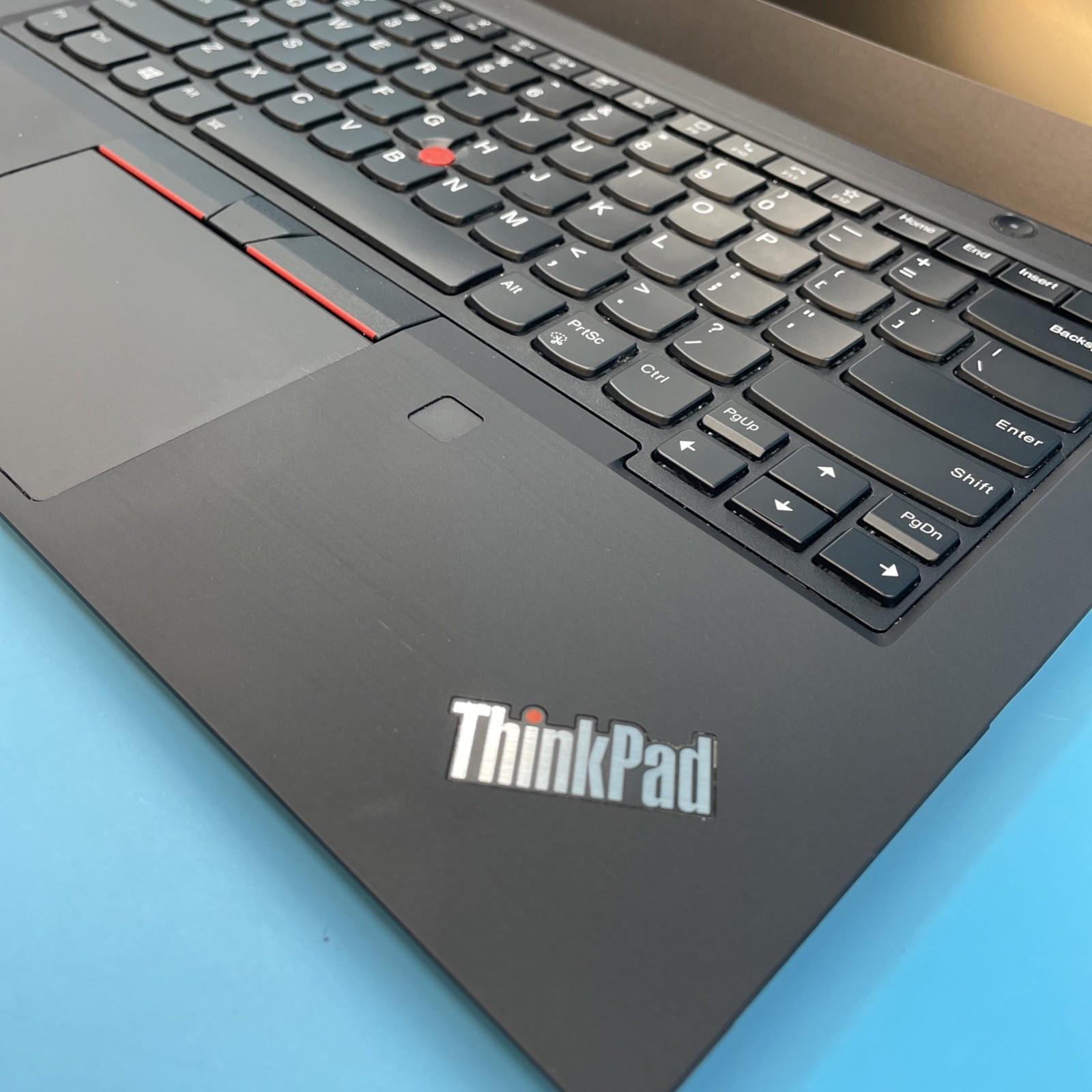 Lenovo ThinkPad T14 Gen 1 | i7-10610U | 16GB RAM | 512GB SSD | NO OS | 78% BATT