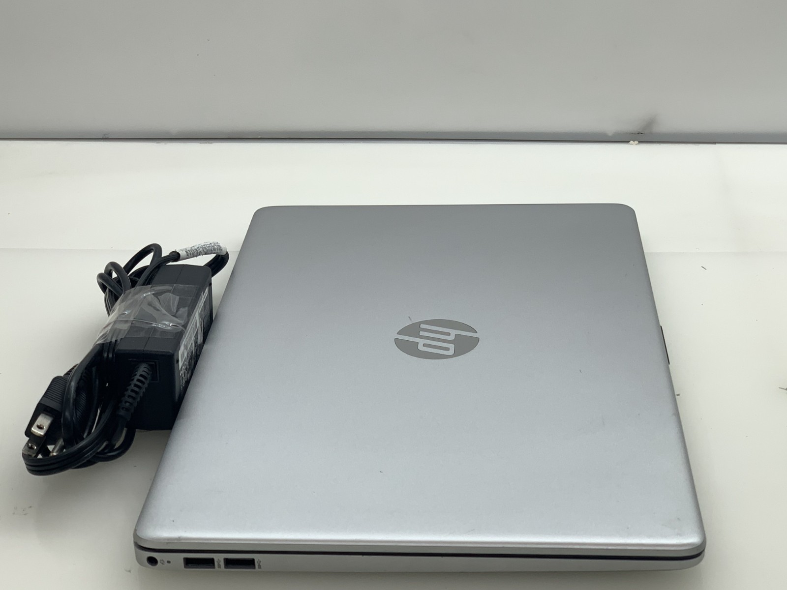 HP NOTEBOOK 15-dy1731MS i3-1005G1@1.2GHz 8GB RAM NO SSD/OS TOUCH WCHARGER *READ
