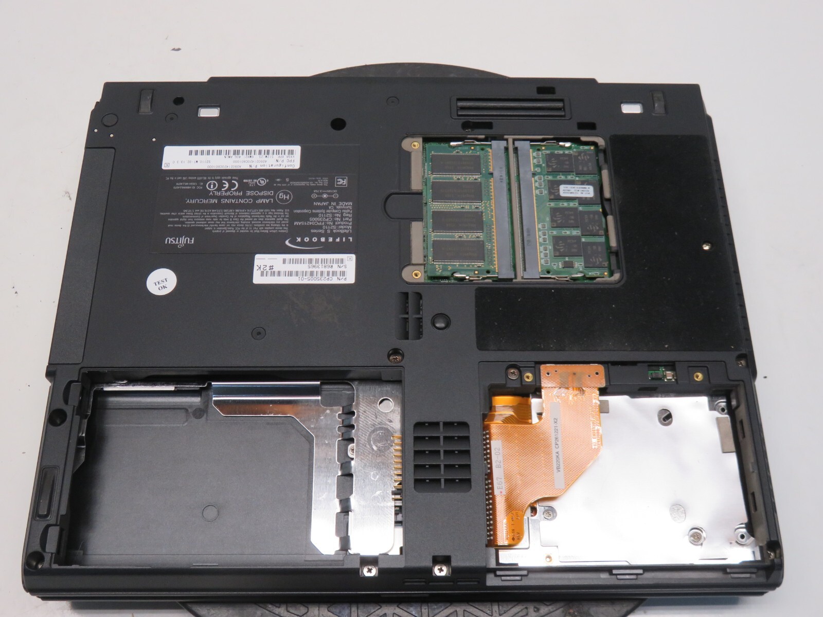 Fujitsu Lifebook AMD Turion 64 Mobile Technology MT-32 1.5GB NO HDD No Batt