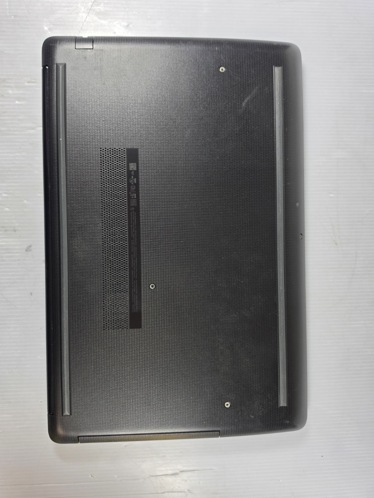 HP 15-db0xxx Laptop | 15.6in 8GB 1TB HDD | Ryzen 3 2200U Radeon Vega | Tested