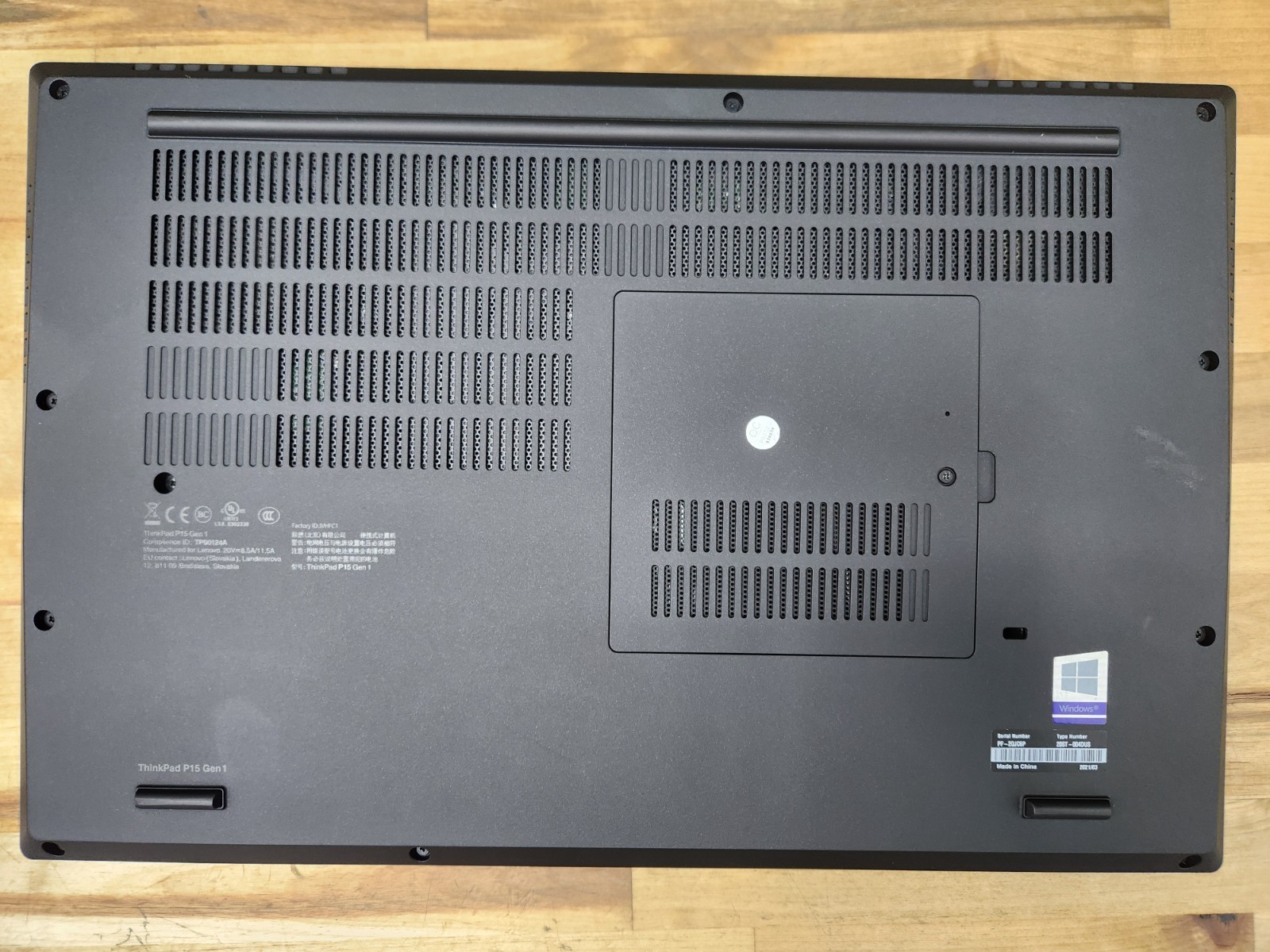 Lenovo ThinkPad P15 Gen 1 15.6″ i7-10750H 32GB 512GB SSD Quadro T2000 EXCELLENT~