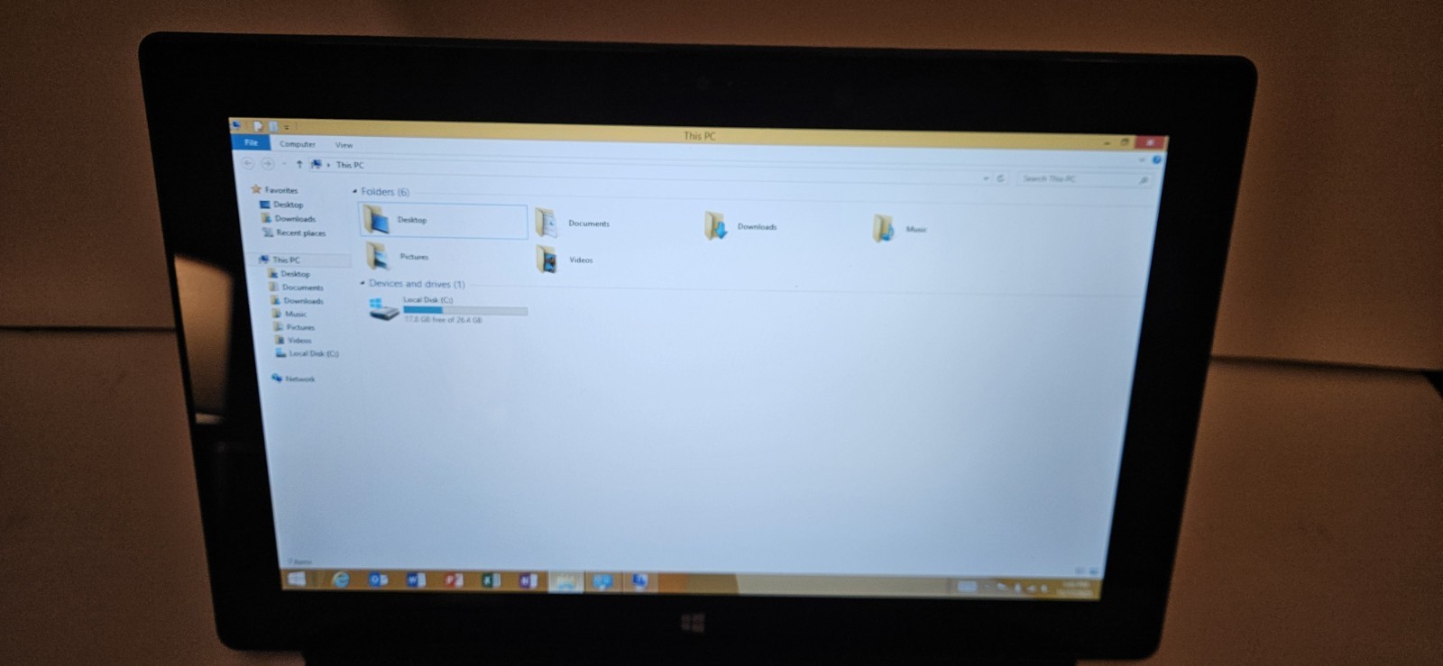 Microsoft Surface RT 1516 Tablet Tegra 3 1.30GHz 2 GB RAM 32 GB Win RT 8.1