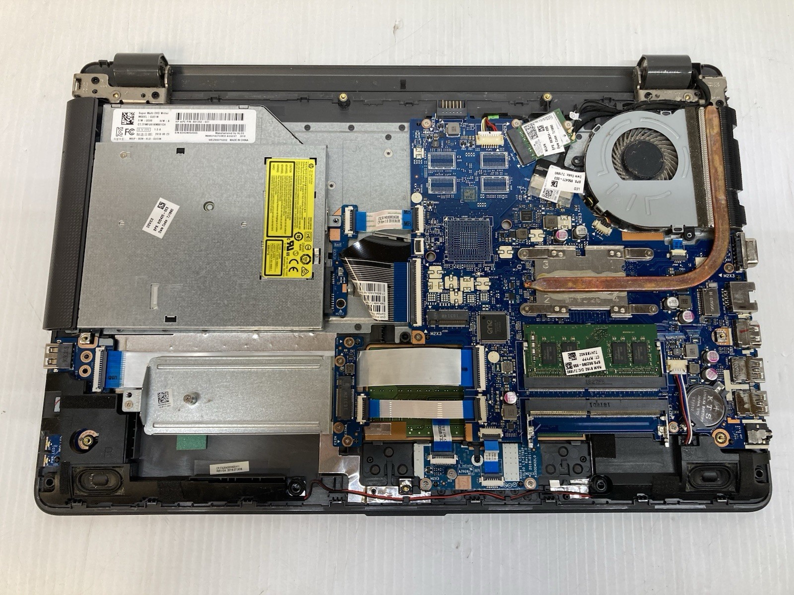 HP NoteBook 250 G6 i5-7200U 2.5GHz | 8GB DDR4 | NO OS/SSD – Boots to Bios