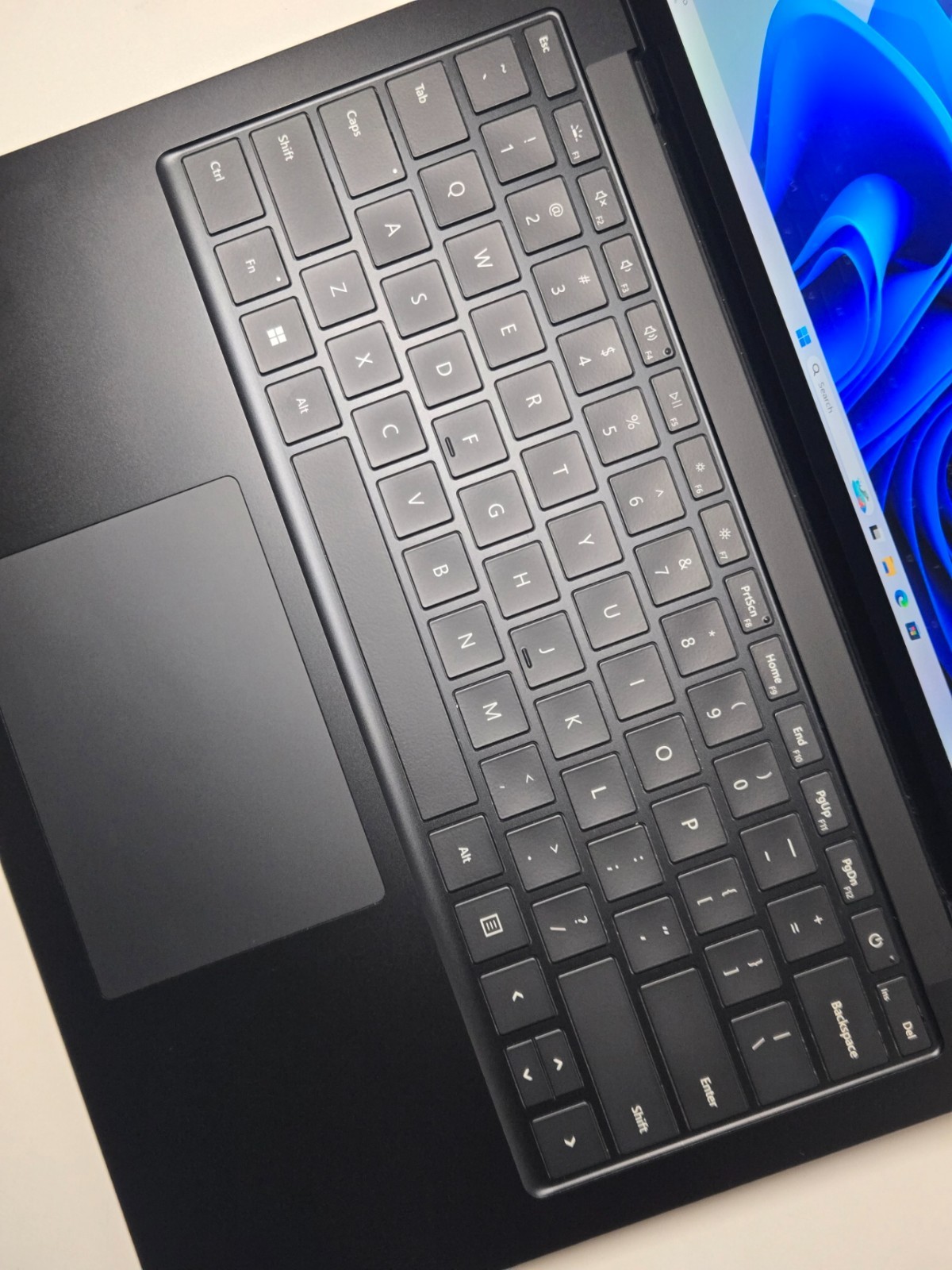 Microsoft Surface Laptop 4/13.5″ 2K Touch/i7 1185G7 16GB/512GB/Intel iris Xe GPU