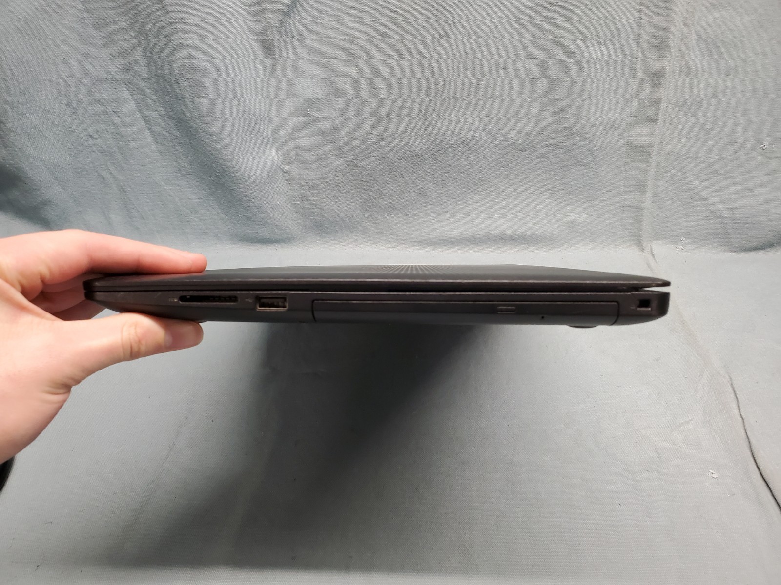 Dell Inspiron 3580 15″ Celeron 4205U 1.80GHz/ 16GB / 256GB SSD #2545