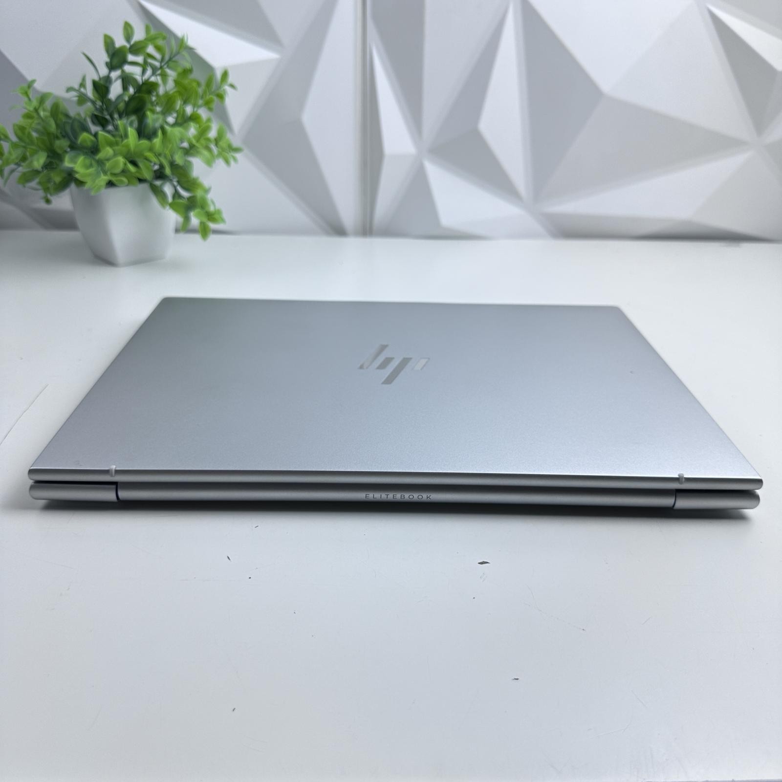 HP EliteBook 840 G11 Laptop, 14″ Touchscreen, Ultra 5 135U, 32GB RAM, 256GB SSD