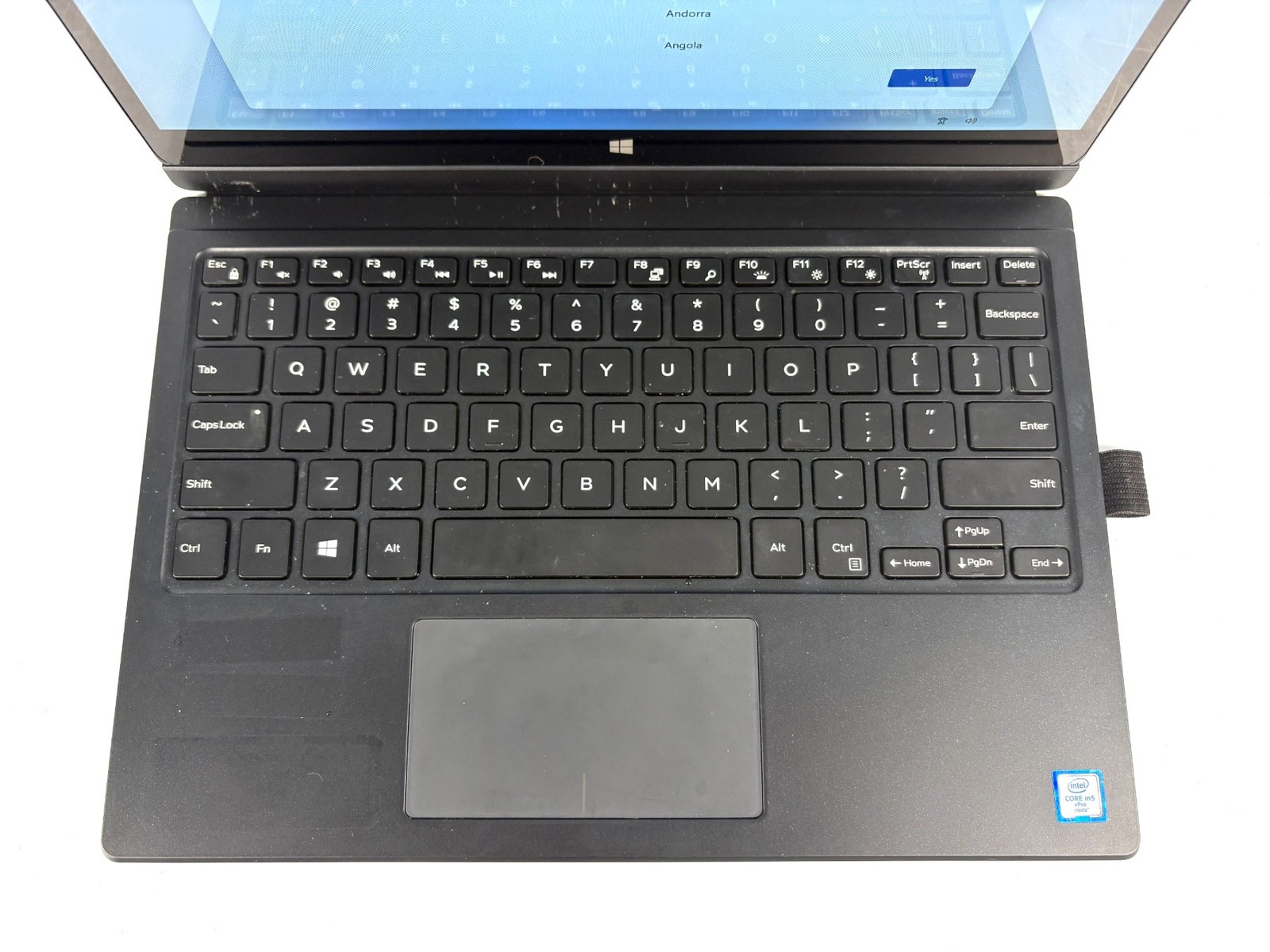 Dell Latitude 7275 – 12.5″ FHD, 1.10GHz m5-6Y57, 8GB RAM, 256GB SSD