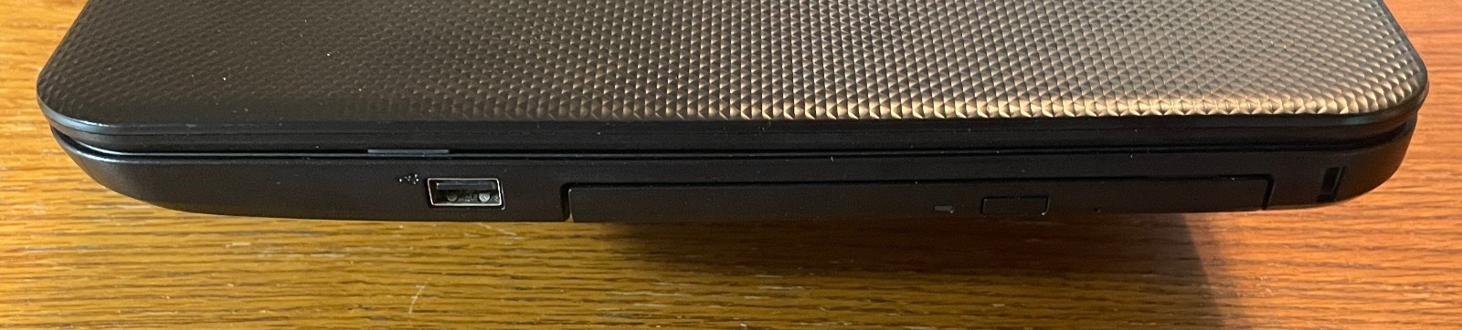 DELL INSPIRON 15-3537 Laptop 15″ i3 256gb+1tb Linux Mint 22.3-extras-16