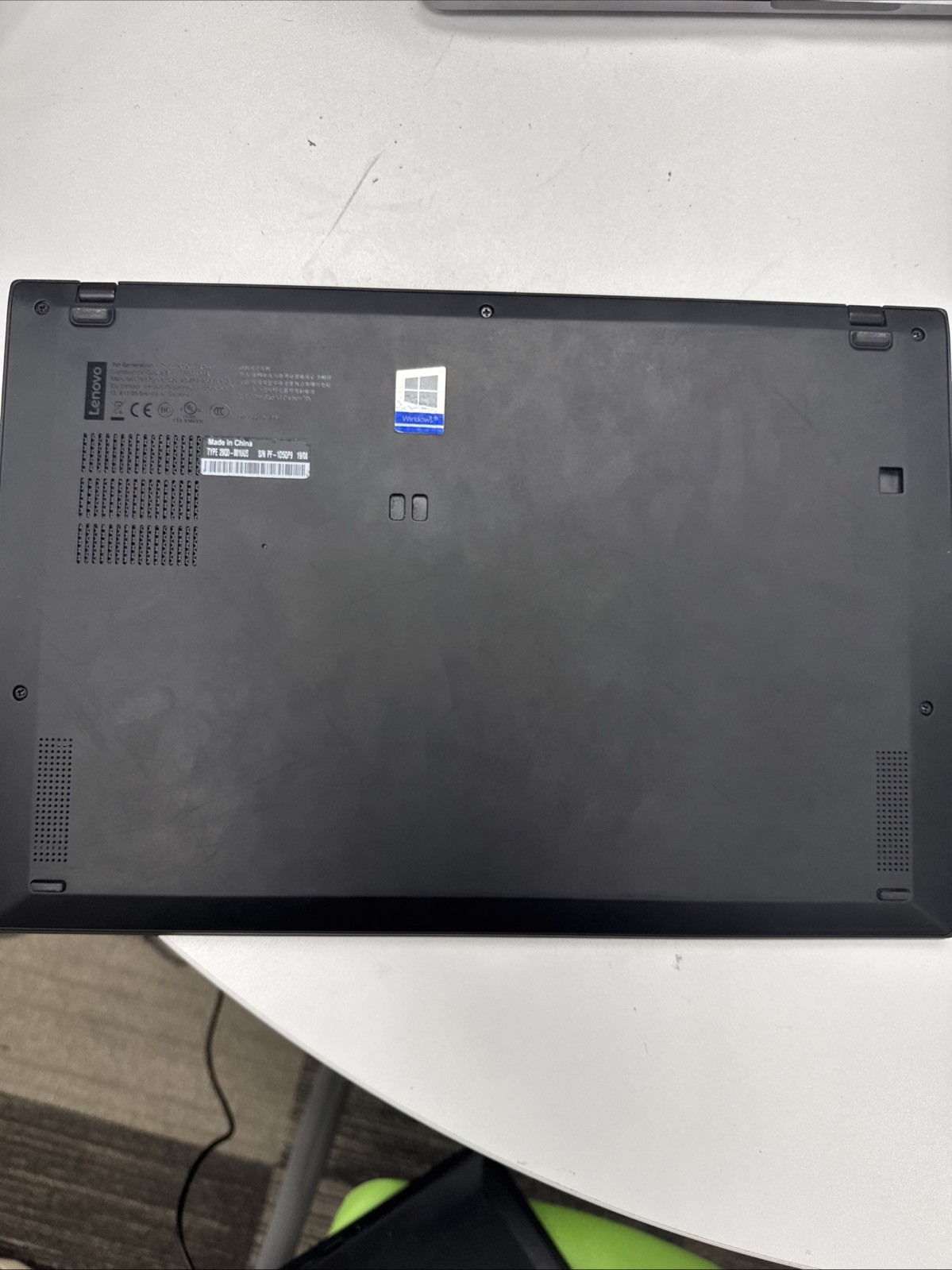 lenovo thinkpad x1 carbon gen 7 i5 (boots to bios)