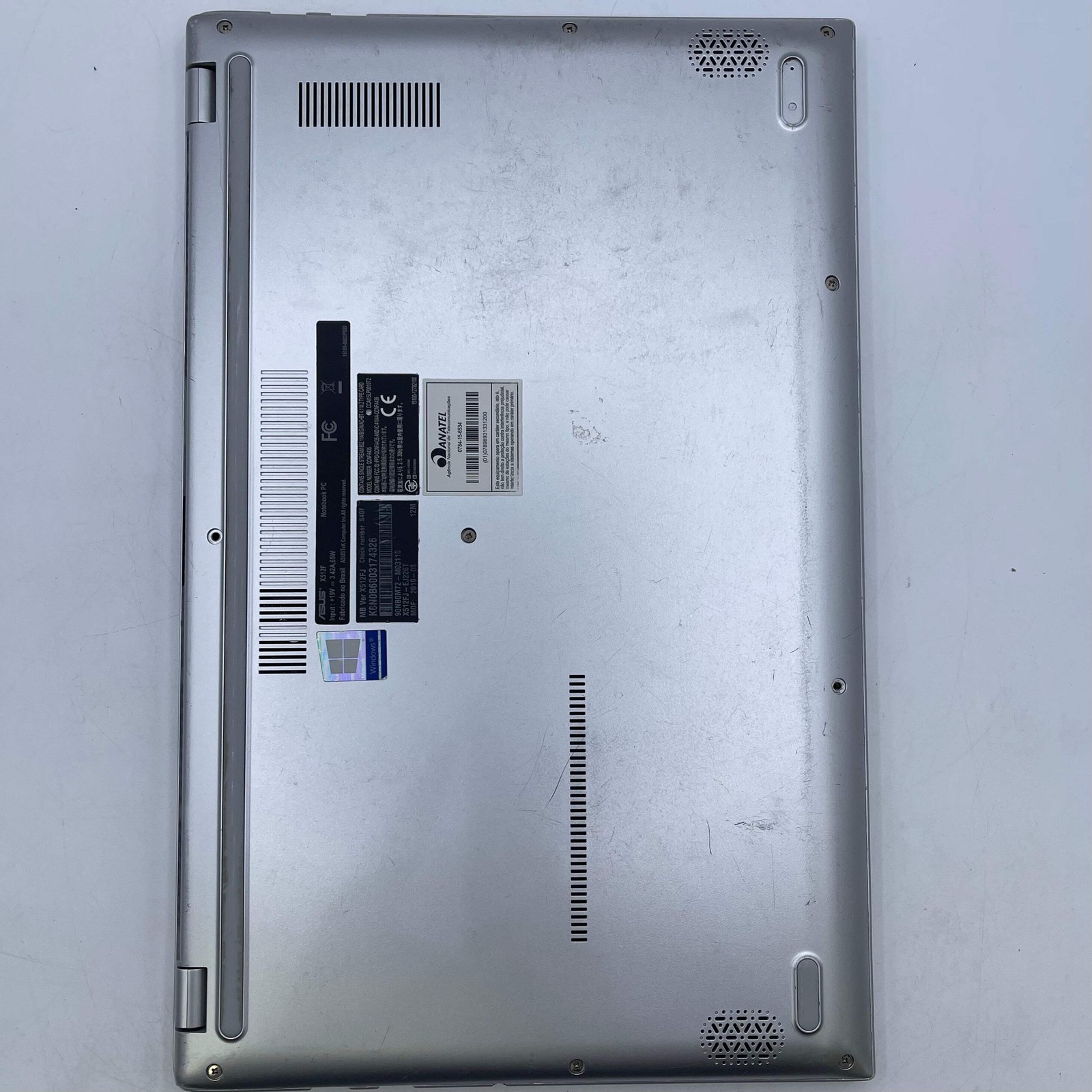 Asus Vivobook 15 X512F 15.6″ i5-8265U 1.6GHz 8GB RAM 512GB SSD GeForce MX230